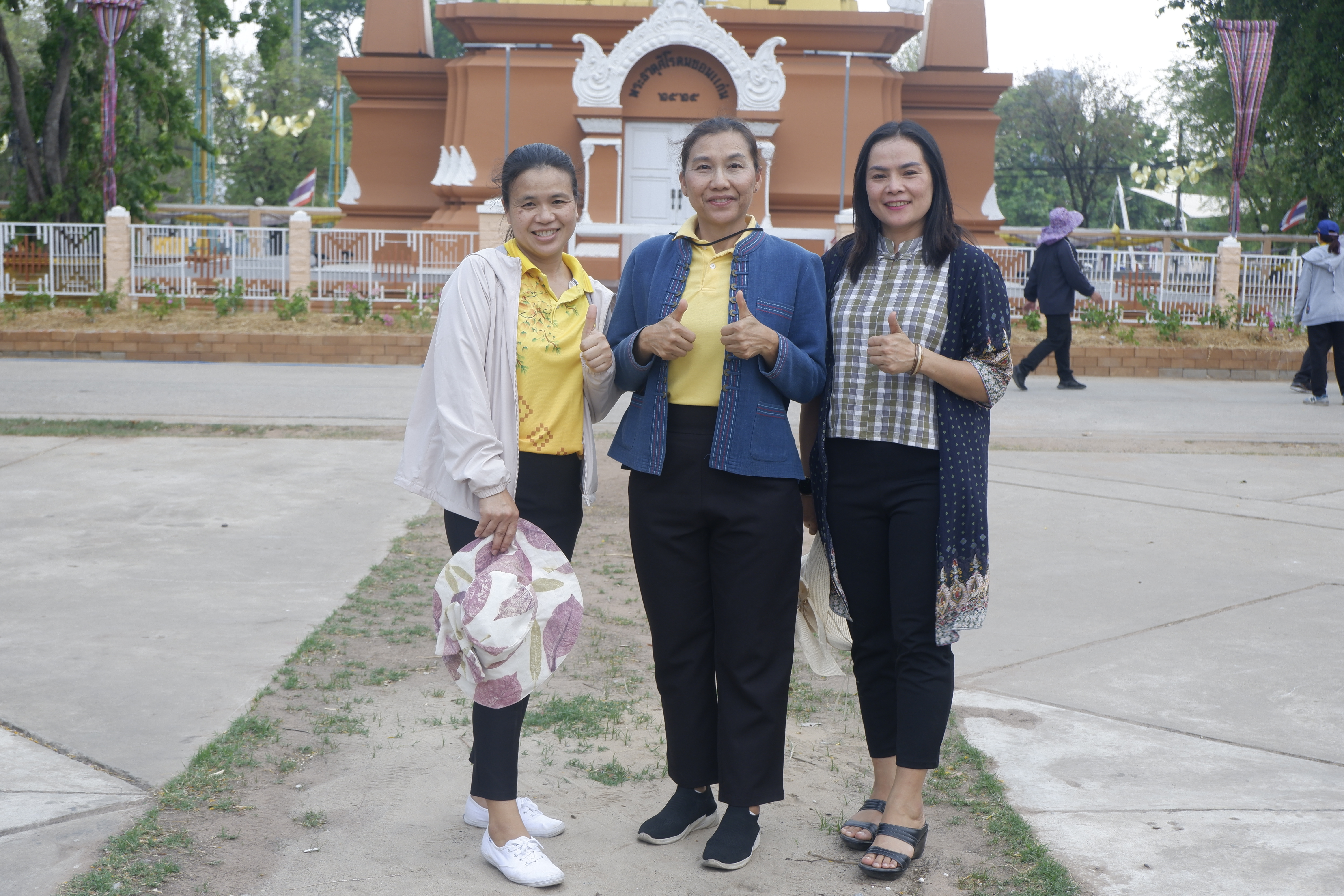 พช.ขอนแก่น : ร่วมกิจกรรมเฉลิมพระเกียรติพระบาทสมเด็จพระเจ้าอยู่หัว เนื่องในโอกาสพระราชพิธีมหามงคลเฉลิมพระชนมพรรษา 6 รอบ 28 กรกฎาคม 2567