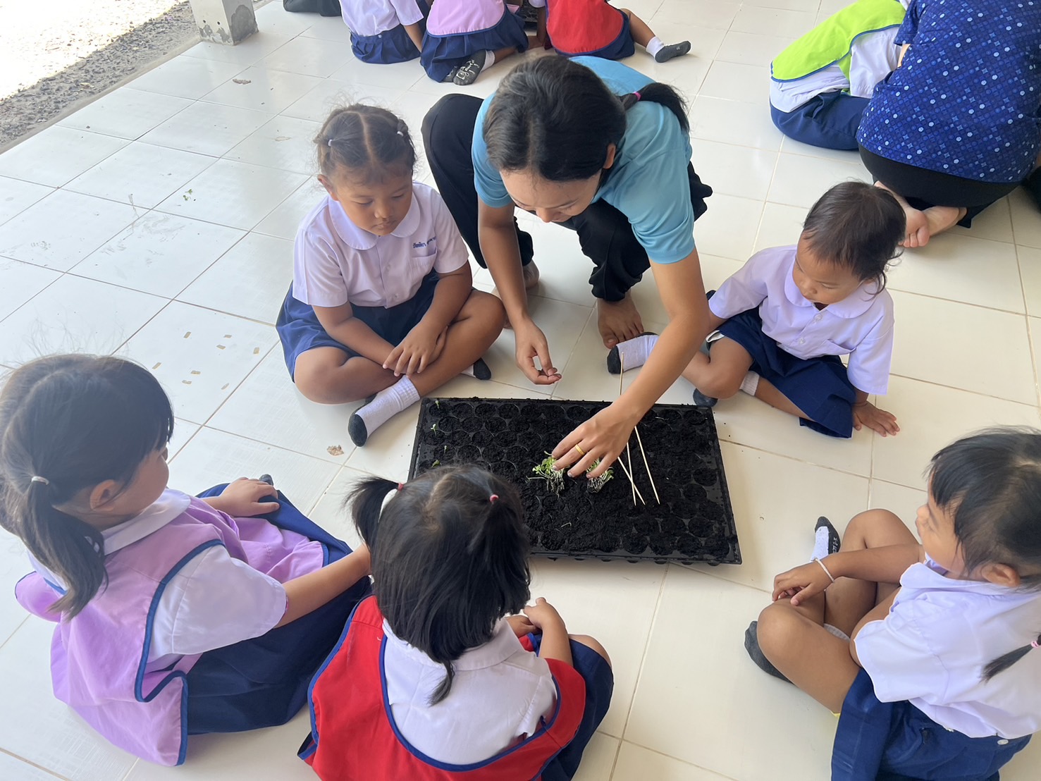 ผู้ว่าฯ ขอนแก่น สนองนโยบายกระทรวงมหาดไทย ขับเคลื่อนการขยายผลสร้างความมั่นคงในศูนย์พัฒนาเด็กเล็ก
