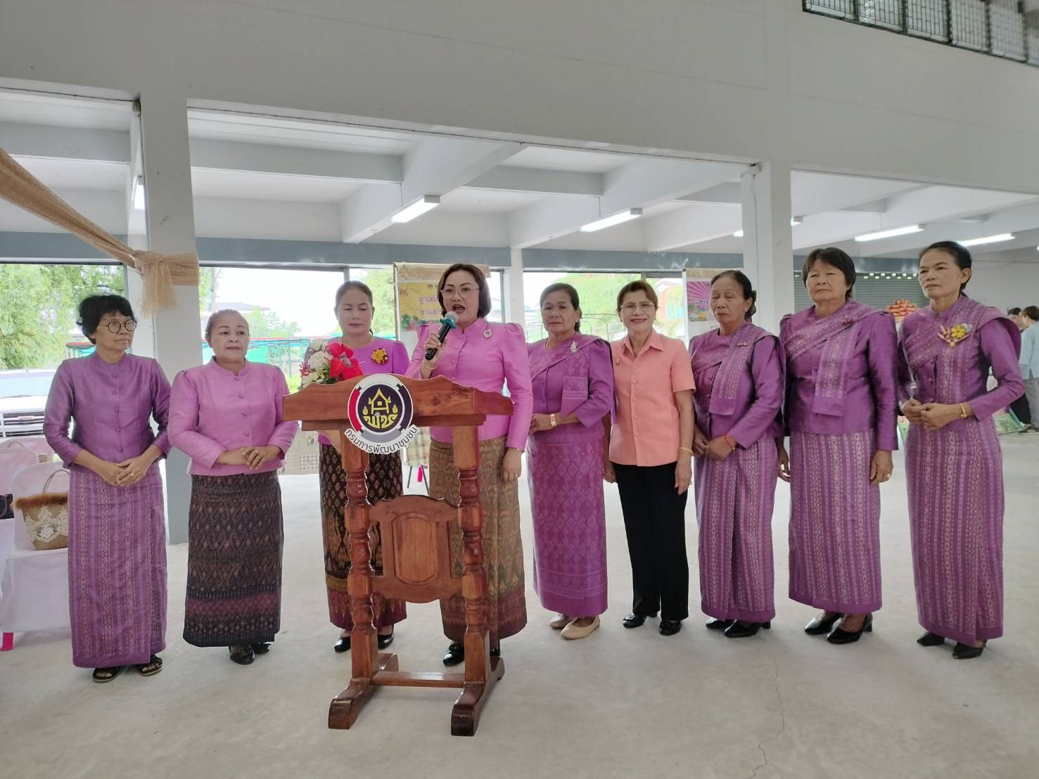 พช.ขอนแก่น : ร่วมกิจกรรม โครงการคลินิกอาชีพสตรี “ปลดหนี้ แก้จน” ครั้งที่ 4 อำเภอพล