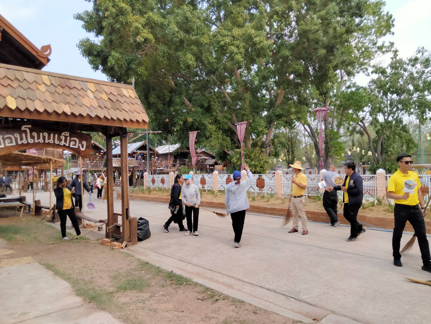 พช.ขอนแก่น : ร่วมกิจกรรมเฉลิมพระเกียรติพระบาทสมเด็จพระเจ้าอยู่หัว เนื่องในโอกาสพระราชพิธีมหามงคลเฉลิมพระชนมพรรษา 6 รอบ 28 กรกฎาคม 2567