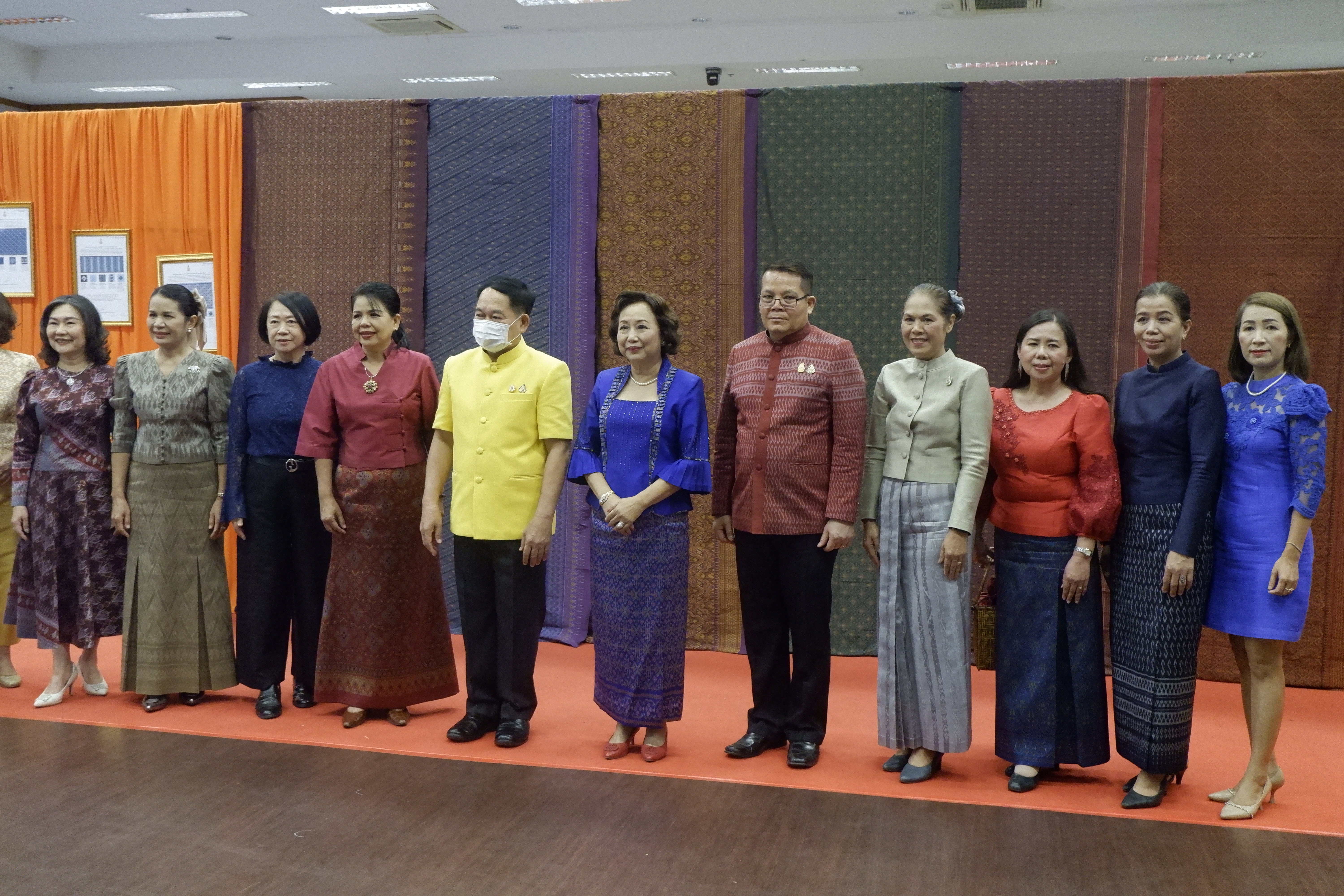 จังหวัดขอนแก่น : ประกวดสุดยอดผ้าประจำจังหวัด ประจำปี 2567