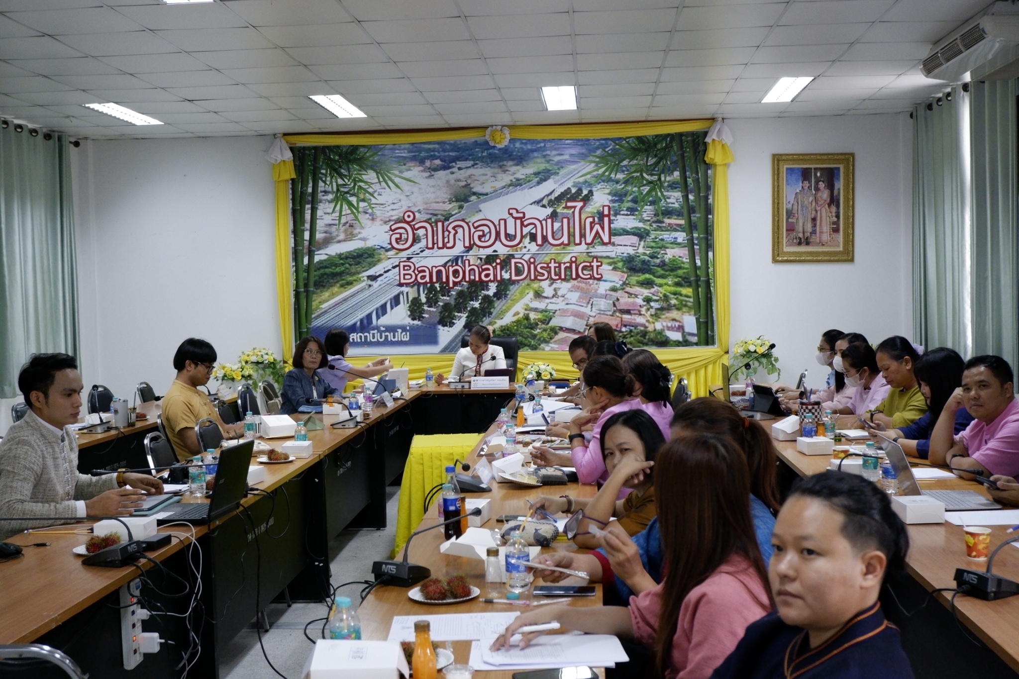 พช.ขอนแก่น นำทัพขับเคลื่อนงานพัฒนาชุมชน ไตรมาสที่ 3 – 4/2567 ถ่ายทอดตัวชี้วัดค่าเป้าหมายและการประเมินผลการปฏิบัติราชการ และการดำเนินงานตามภารกิจสำคัญ