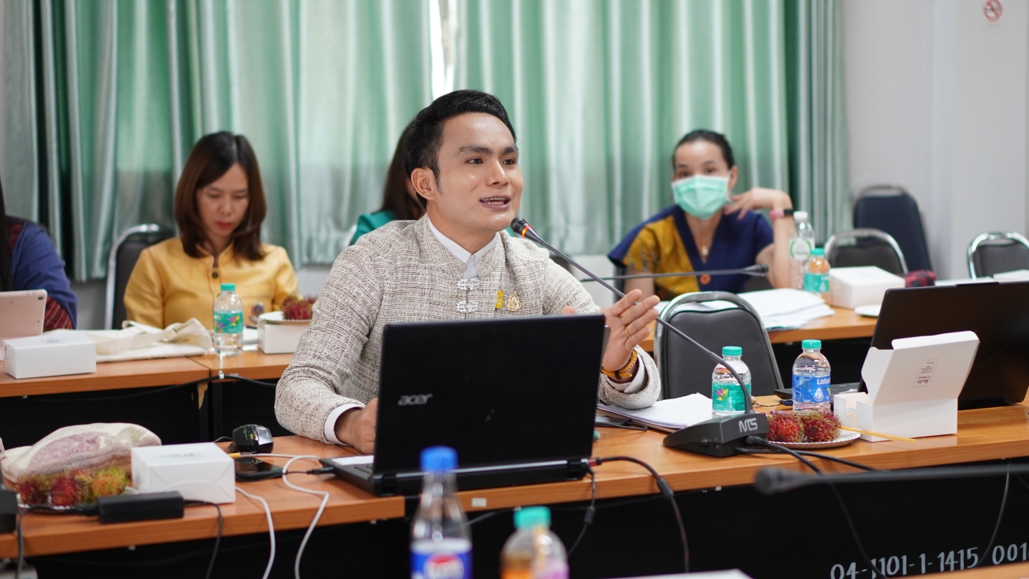 พช.ขอนแก่น นำทัพขับเคลื่อนงานพัฒนาชุมชน ไตรมาสที่ 3 – 4/2567 ถ่ายทอดตัวชี้วัดค่าเป้าหมายและการประเมินผลการปฏิบัติราชการ และการดำเนินงานตามภารกิจสำคัญ