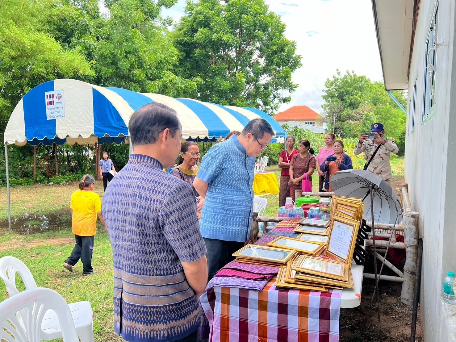 พช.ขอนแก่น : ลงพื้นที่คัดเลือกคนกองทุนพัฒนาบทบาทสตรีดีเด่นระดับจังหวัด ตามโครงการเชิดชูเกียรติคนกองทุนพัฒนาบทบาทสตรี ประจำปี 2567