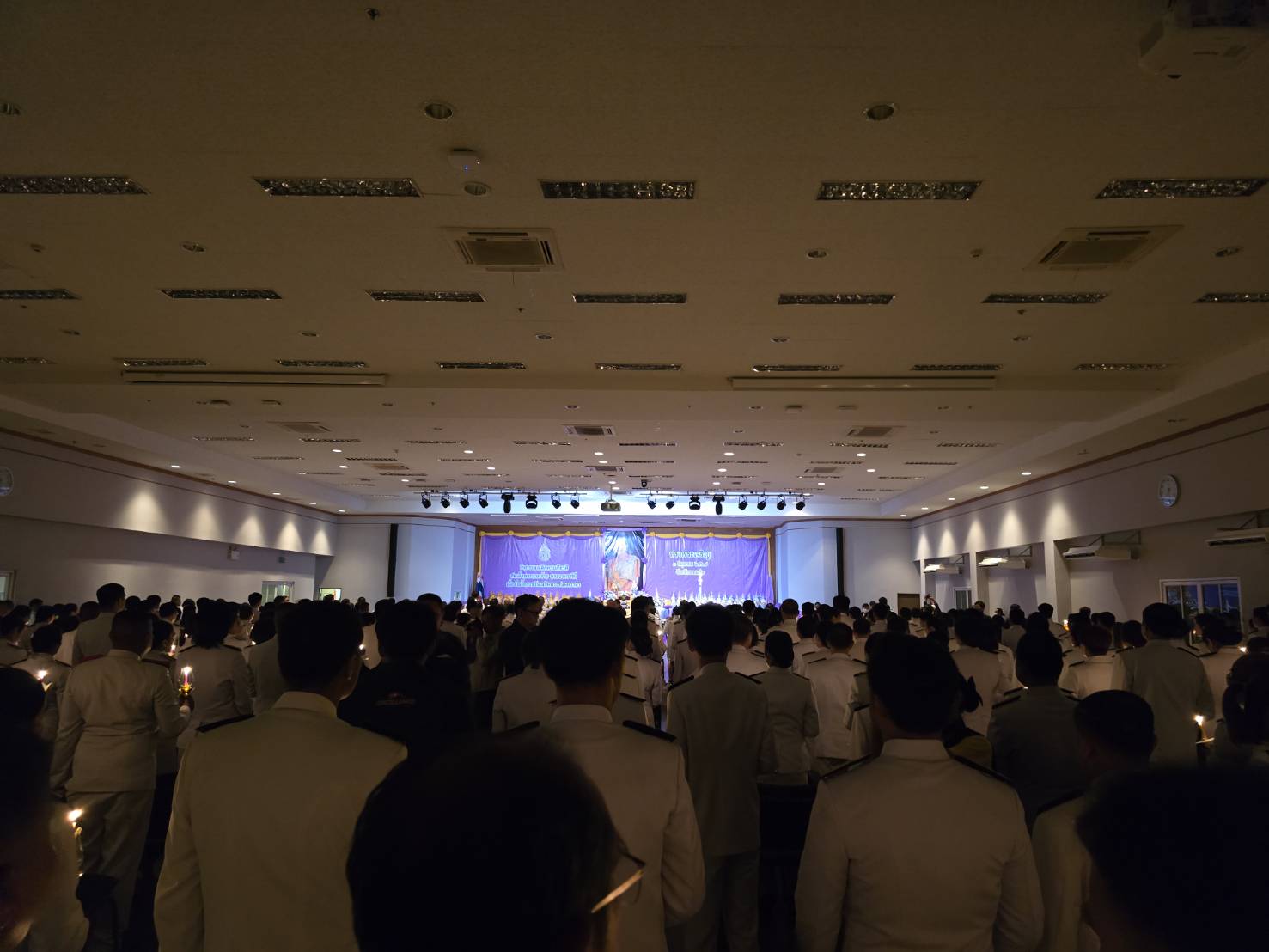 จังหวัดขอนแก่น : จัดพิธีถวายเครื่องราชสักการะและวางพานพุ่ม ถวายพระพรชัยมงคล เนื่องในวันเฉลิมพระชนมพรรษา สมเด็จพระนางเจ้าฯ พระบรมราชินี