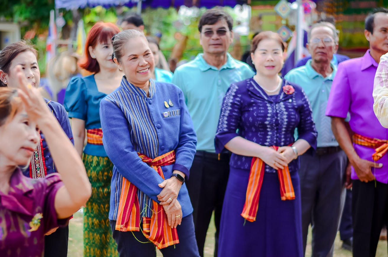 จังหวัดขอนแก่น : ลงพื้นที่กลุ่มโซนอำเภอที่1 คัดสรรกิจกรรมพัฒนาชุมชนดีเด่น ประจำปี 2567 รอบคัดเลือกระดับจังหวัด