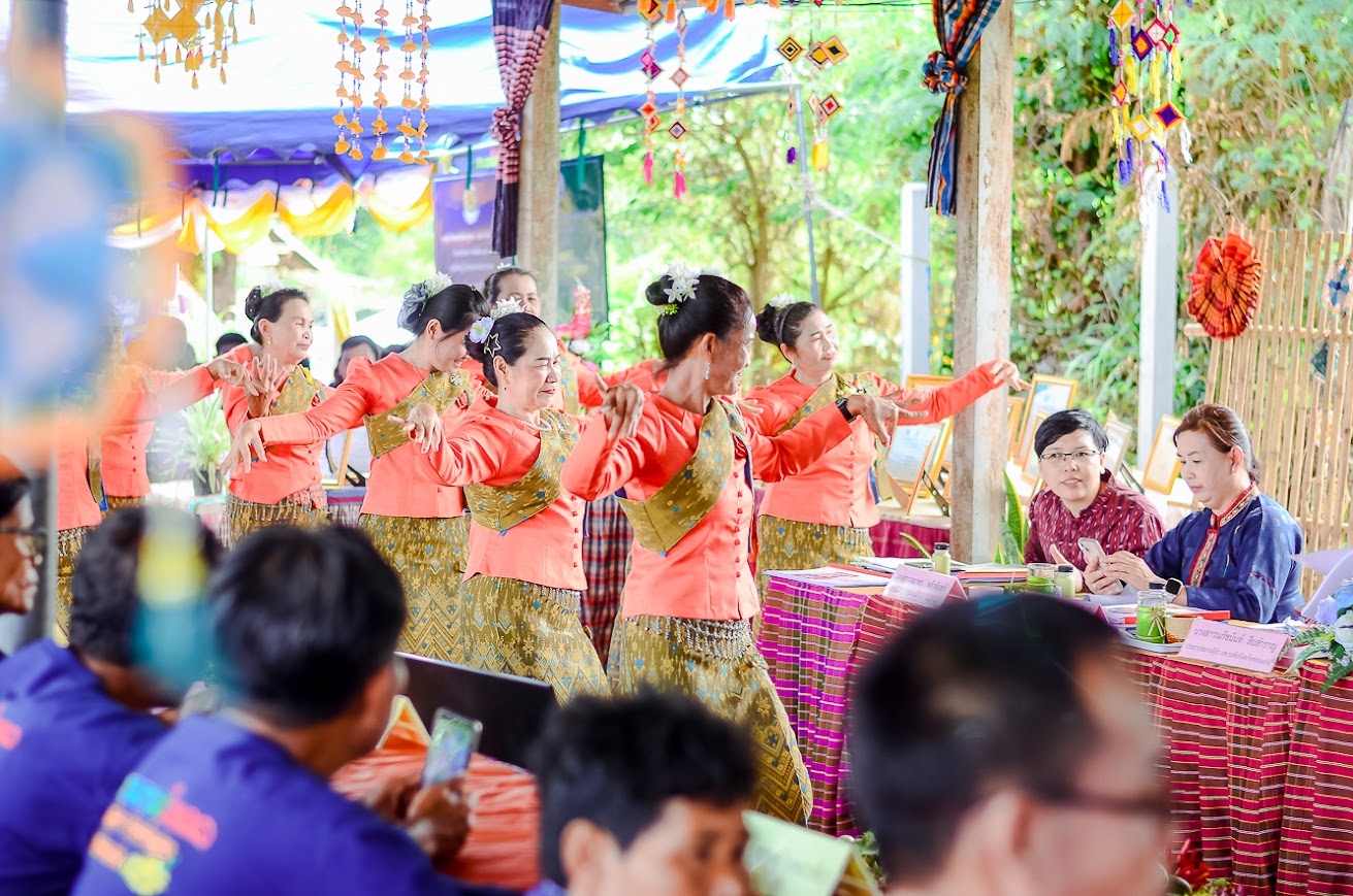จังหวัดขอนแก่น : ลงพื้นที่กลุ่มโซนอำเภอที่1 คัดสรรกิจกรรมพัฒนาชุมชนดีเด่น ประจำปี 2567 รอบคัดเลือกระดับจังหวัด