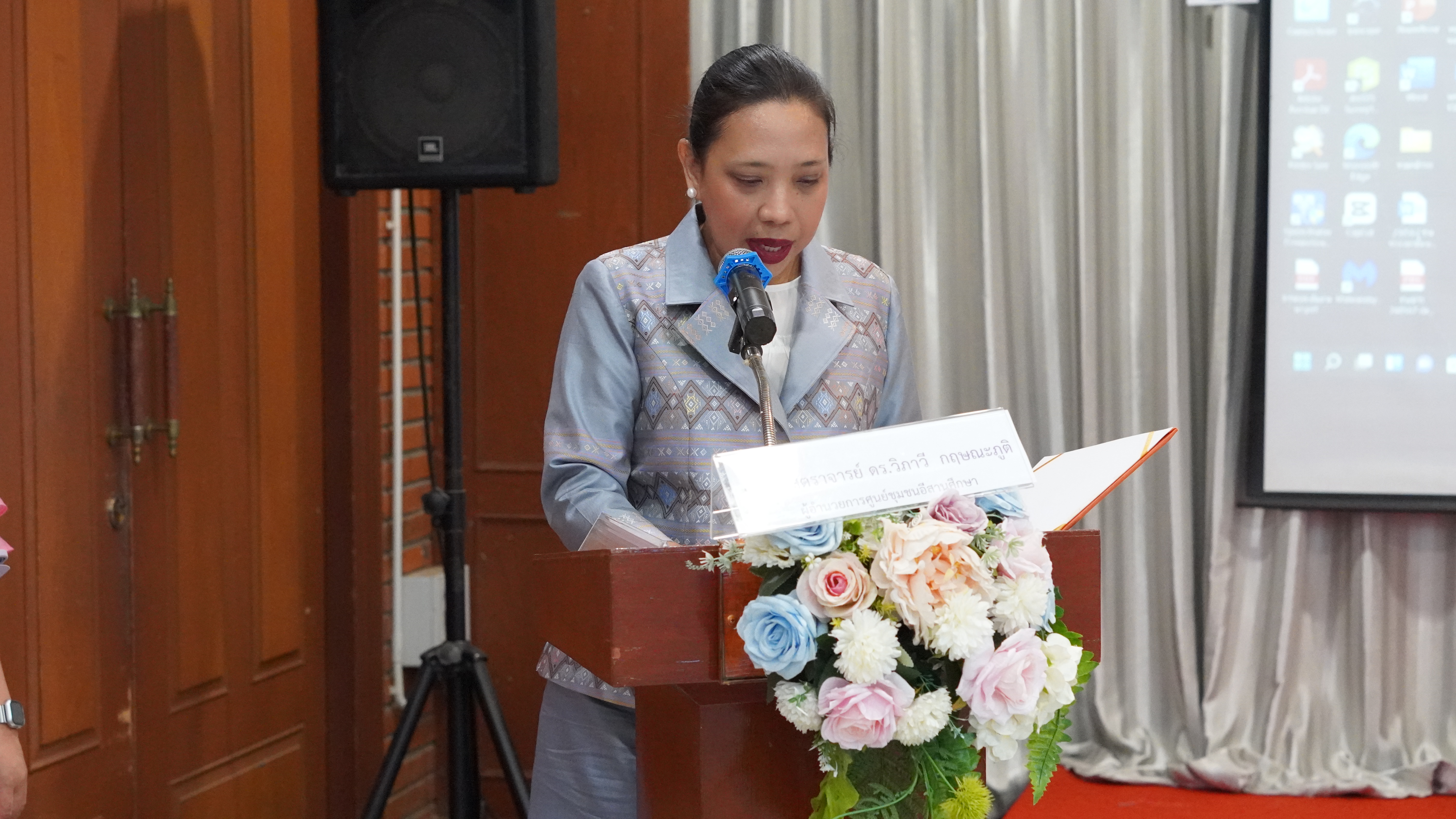 พช.ขอนแก่น : พัฒนาชุมชนร่วมกับคณะมนุษย์ศาสตร์ มข. จัดอบรมเชิงปฏิบัติการ “แชะ-Change-Chic-Click-แชร์ : The Rhythms for Khon Kaen OTOP Digital Entrepreneurs”