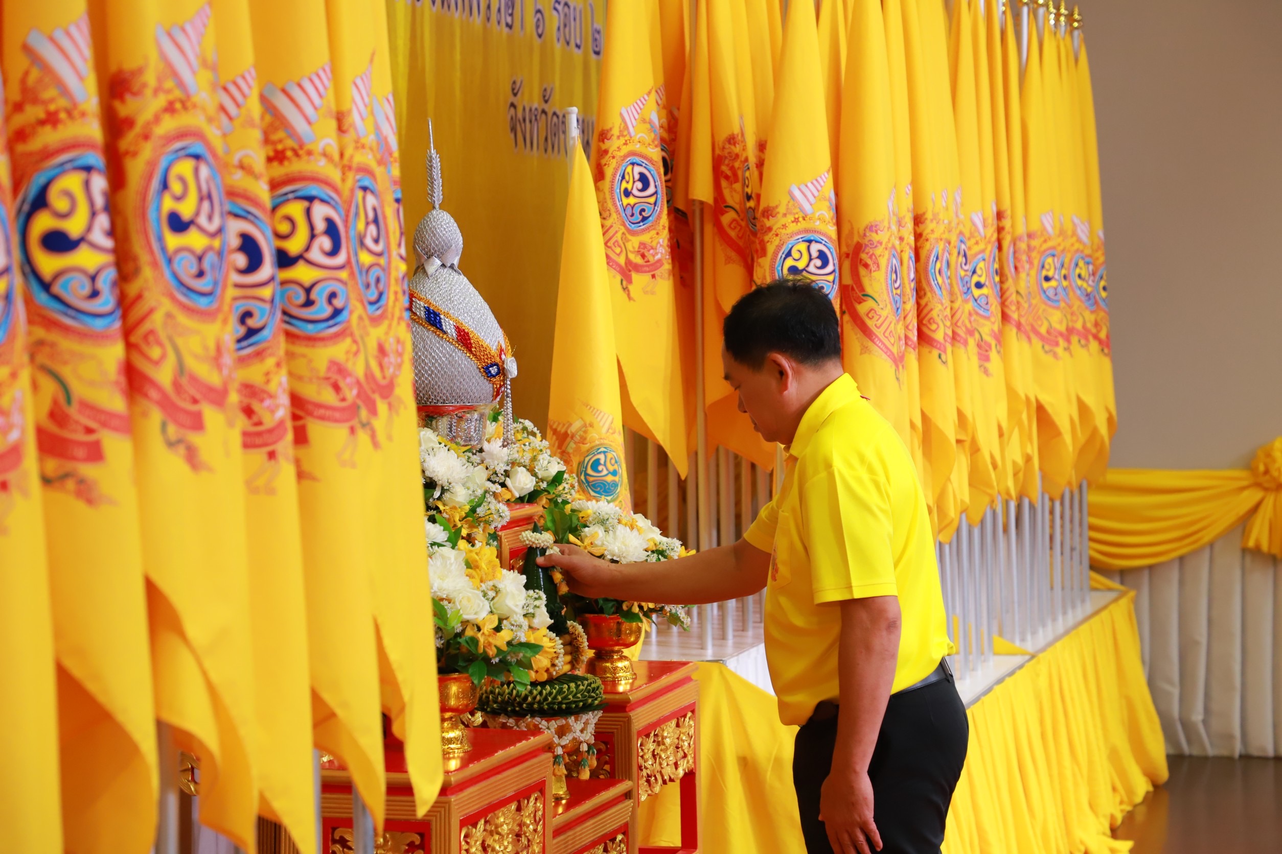 จังหวัดขอนแก่น : จัดพิธีเฉลิมฉลองธงตราสัญลักษณ์งานเฉลิมพระเกียรติ พระบาทสมเด็จพระเจ้าอยู่หัว เนื่องในโอกาสพระราชพิธีมหามงคลเฉลิมพระชนมพรรษา 6 รอบ 28 กรกฎาคม 2567