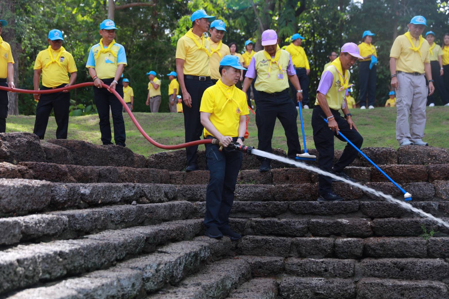 จังหวัดขอนแก่น : จัดกิจกรรมจิตอาสาพัฒนา และกิจกรรมบำรุงรักษาฟื้นฟูแหล่งน้ำศักดิ์สิทธิ์ เนื่องในโอกาสมหามงคลเฉลิมพระชนมพรรษา 6 รอบ 28 กรกฎาคม 2567