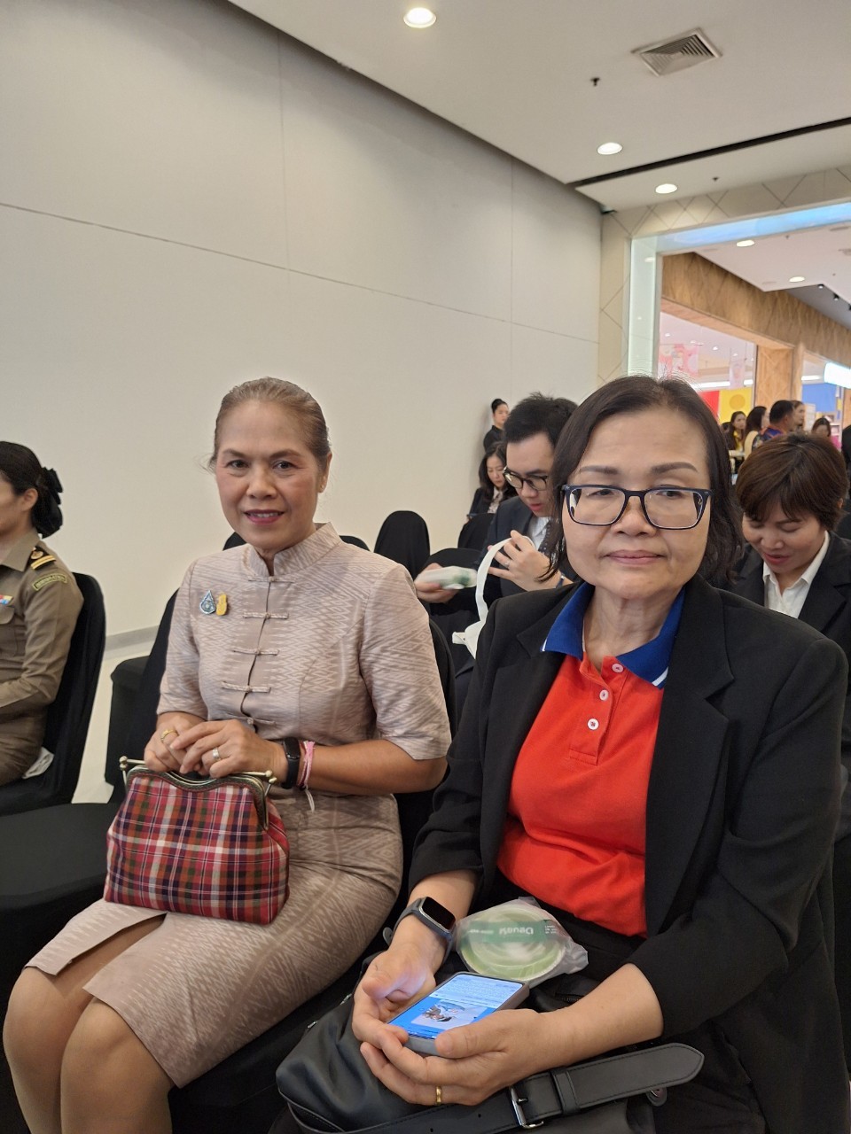 พช.ขอนแก่น : ร่วมงานเปิดสำนักงานหนังสือเดินทางชั่วคราว ขอนแก่นแห่งใหม่ที่เซนทรัลขอนแก่น