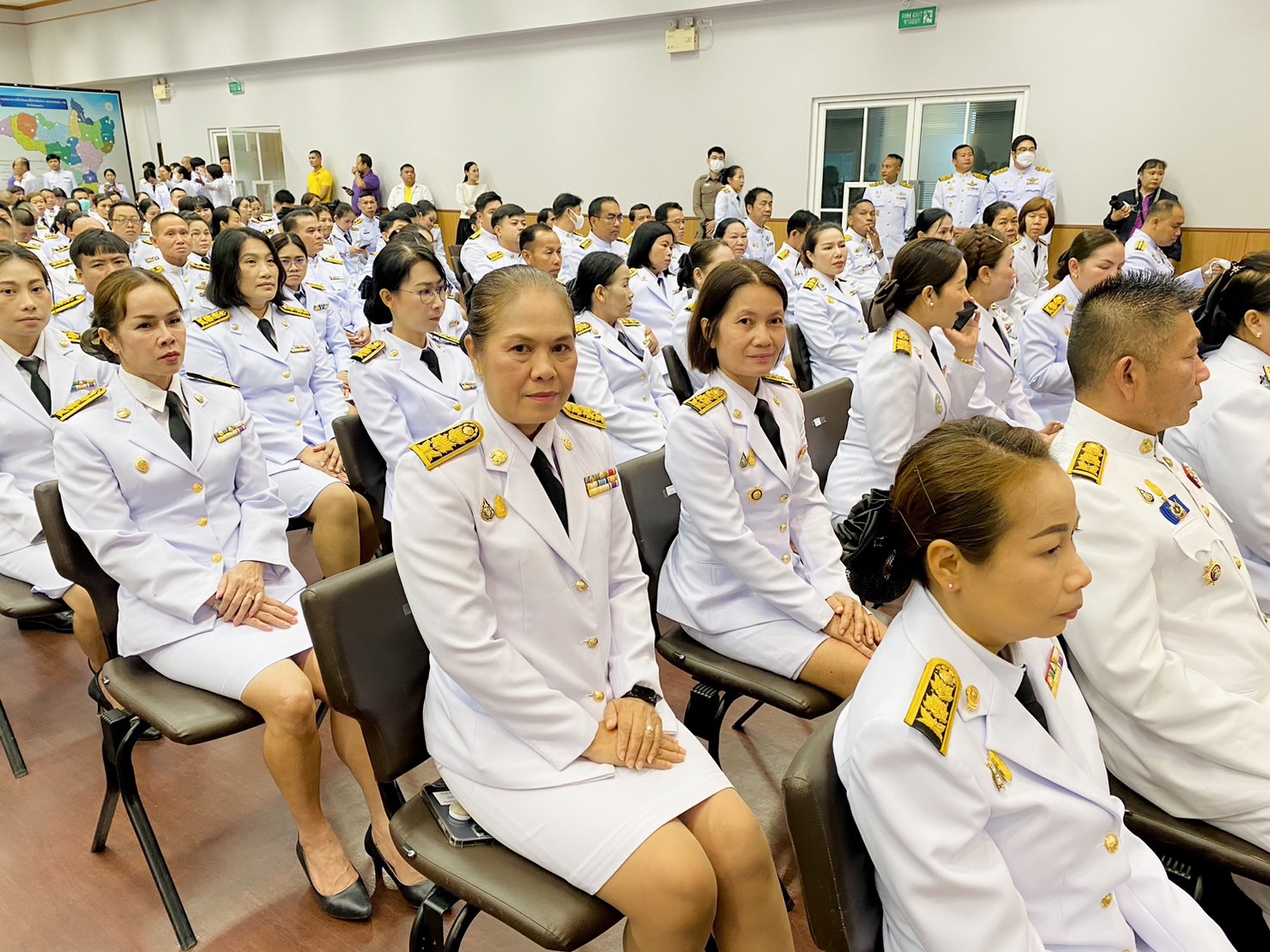 จังหวัดขอนแก่น : ประกอบพิธีทำบุญตักบาตรถวายพระราชกุศล เนื่องในโอกาสวันเฉลิมพระชนมพรรษา สมเด็จพระนางเจ้า ฯ พระบรมราชินี 3 มิถุนายน 2567