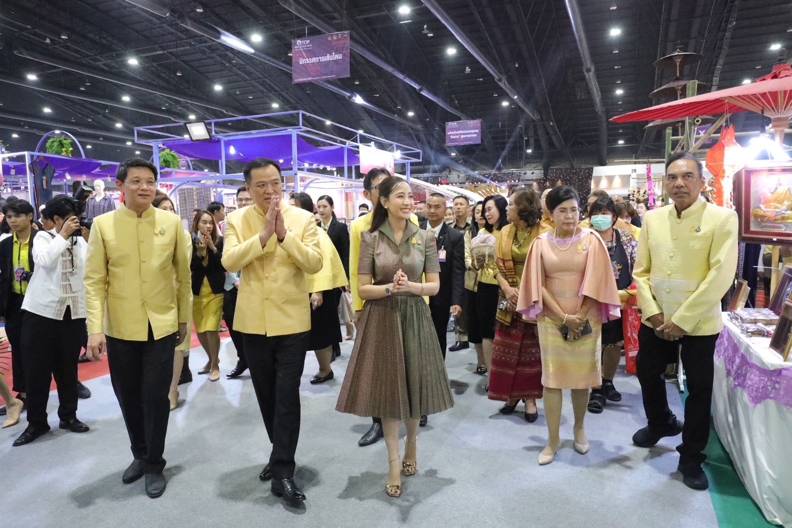 พช.ขอนแก่น : นายอนุทิน ชาญวีรกูล รองนายกรัฐมนตรี และรัฐมนตรีว่าการกระทรวงมหาดไทย (มท.1) เป็นประธานเปิดงาน OTOP MIDYEAR 2024