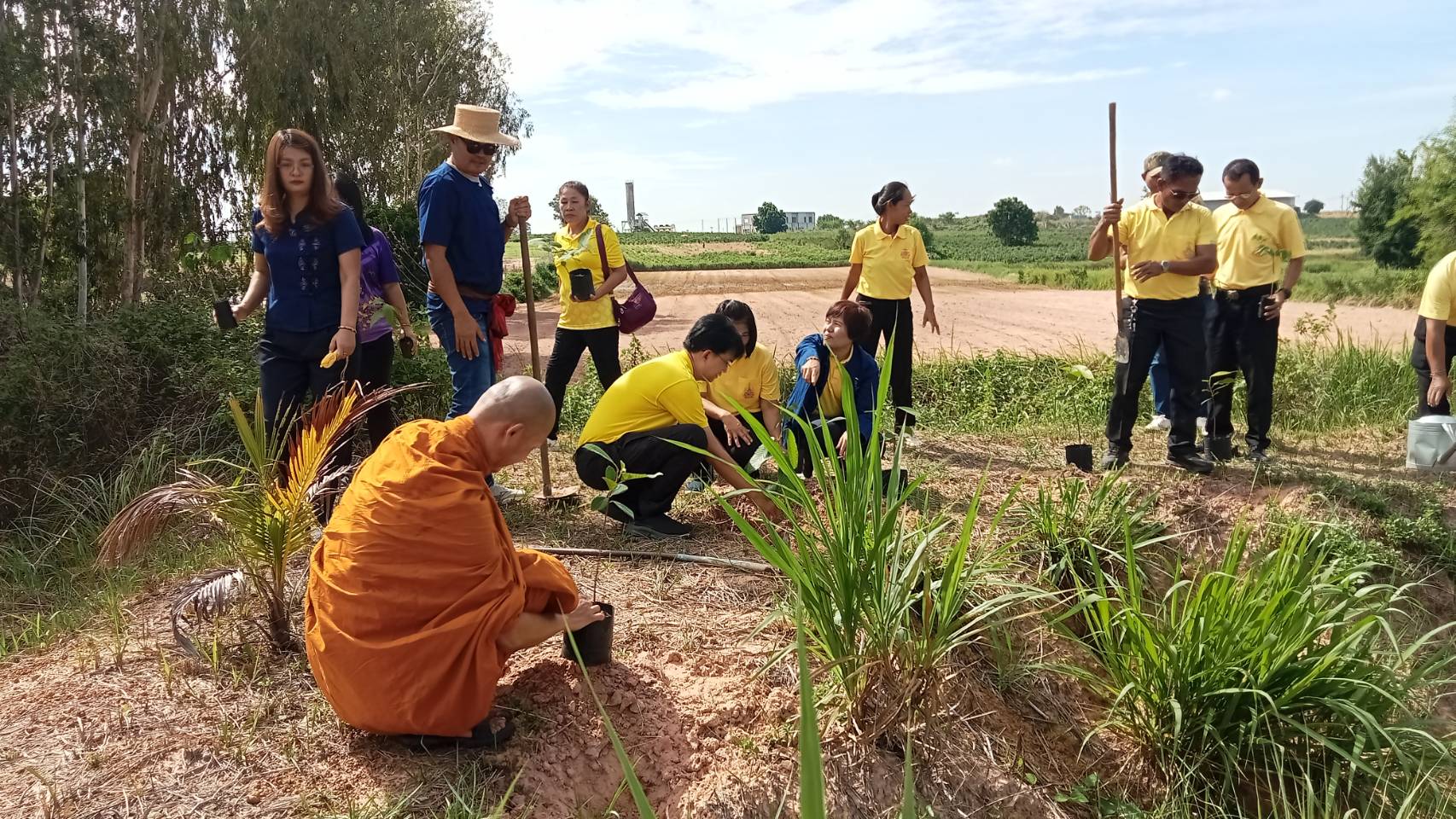 ผู้ว่าฯ ขอนแก่น สนองนโยบายกระทรวงมหาดไทย จัดกิจกรรมโครงการเฉลิมพระเกียรติพระบาทสมเด็จพระเจ้าอยู่หัว เนื่องในโอกาสมหามงคลเฉลิมพระชนมพรรษา 6 รอบ 28 กรกฎาคม 2567 ในพื้นที่อำเภอเขาสวนกวาง