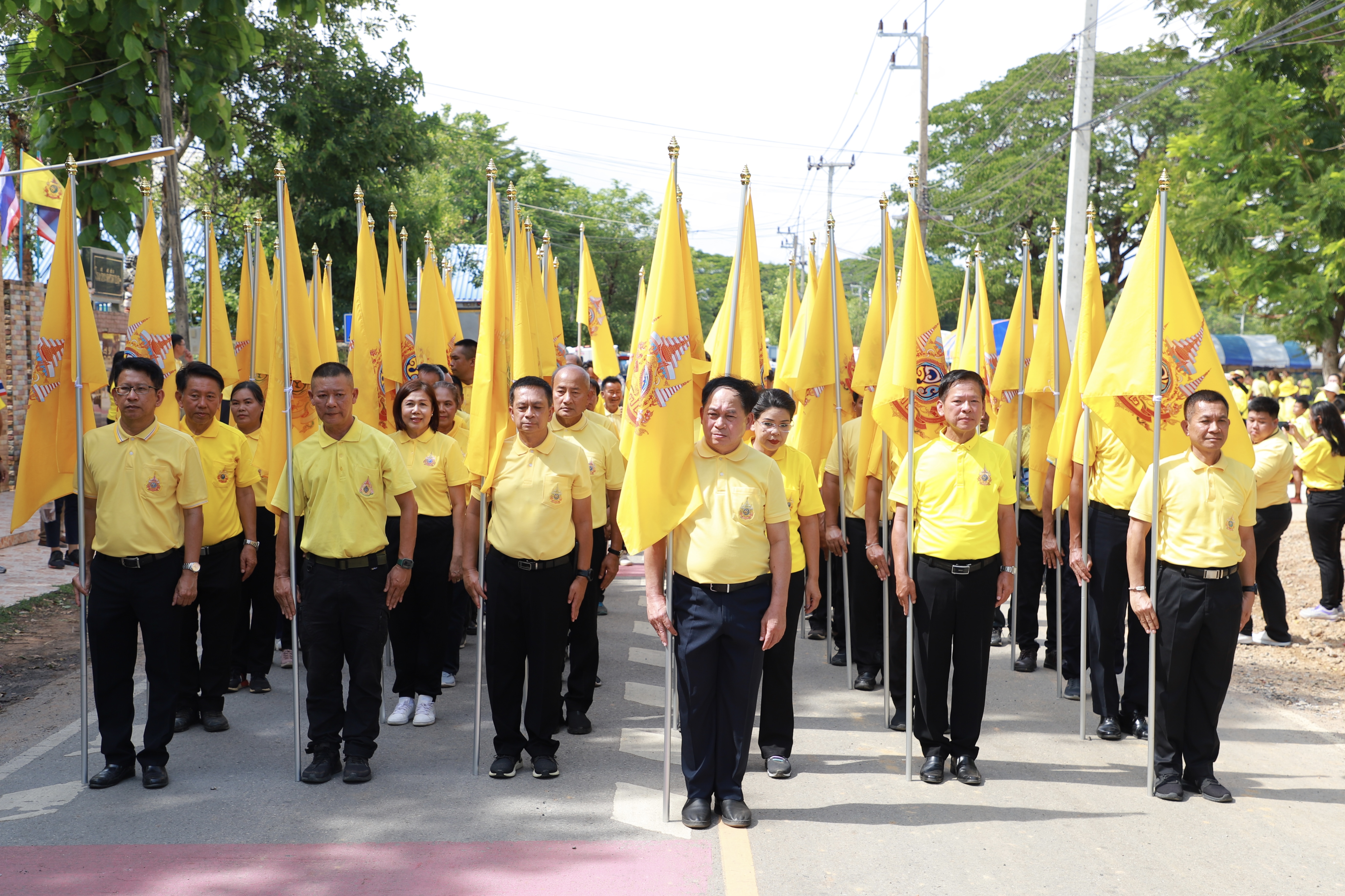 จังหวัดขอนแก่น : รับมอบธงตราสัญลักษณ์ งานเฉลิมพระเกียรติพระบาทสมเด็จพระเจ้าอยู่หัว เนื่องในโอกาสพระราชพิธีมหามงคลเฉลิมพระชนมพรรษา 6 รอบ 28 กรกฎาคม 2567 สายที่ 4 จากจังหวัดมหาสารคาม
