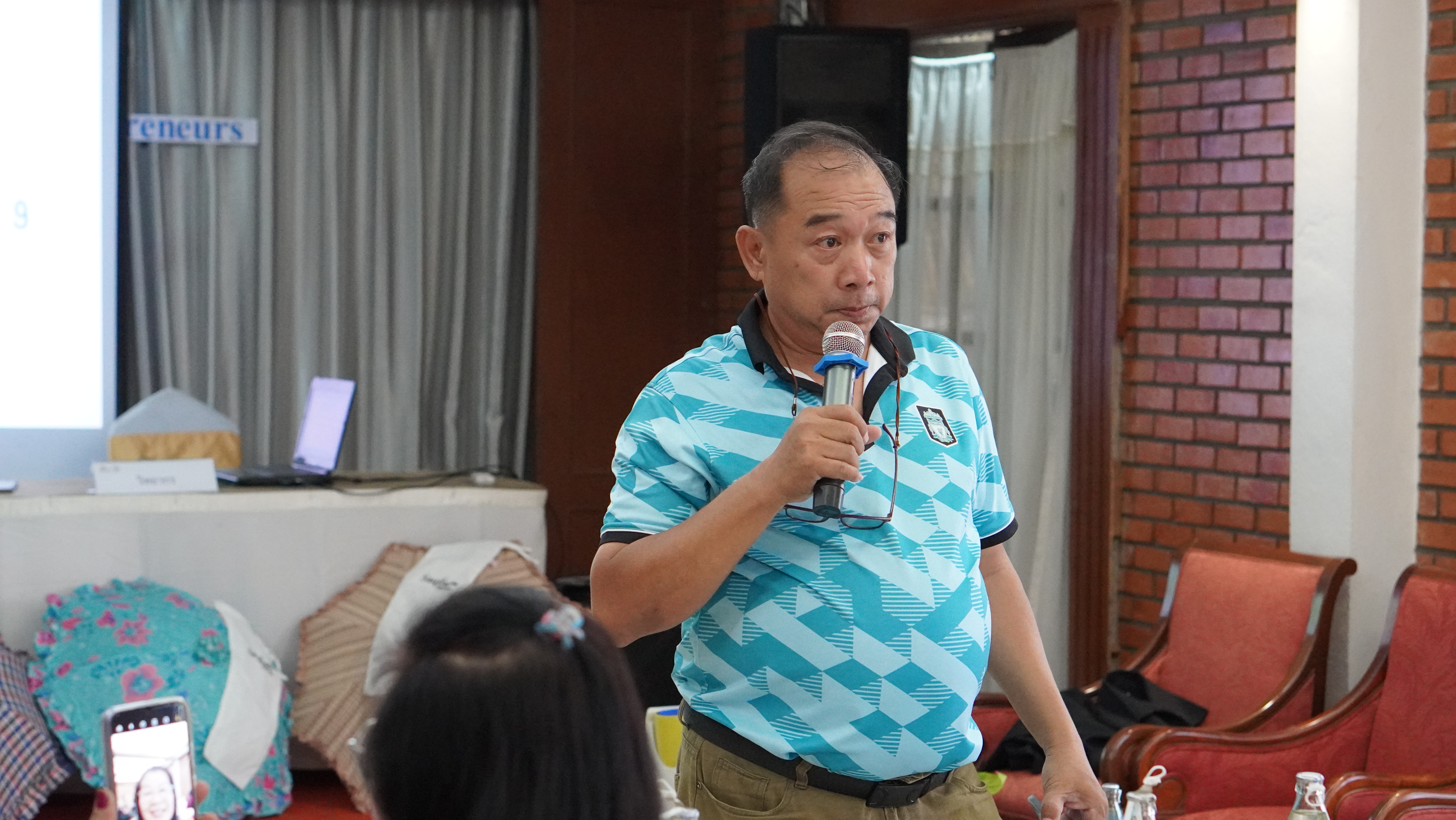 พช.ขอนแก่น : พัฒนาชุมชนร่วมกับคณะมนุษย์ศาสตร์ มข. จัดอบรมเชิงปฏิบัติการ “แชะ-Change-Chic-Click-แชร์ : The Rhythms for Khon Kaen OTOP Digital Entrepreneurs”