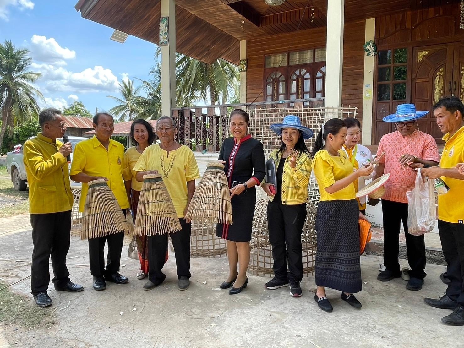 จังหวัดขอนแก่น : ลงพื้นที่กลุ่มโซนอำเภอที่4 คัดสรรกิจกรรมพัฒนาชุมชนดีเด่น ประจำปี 2567 รอบคัดเลือกระดับจังหวัด
