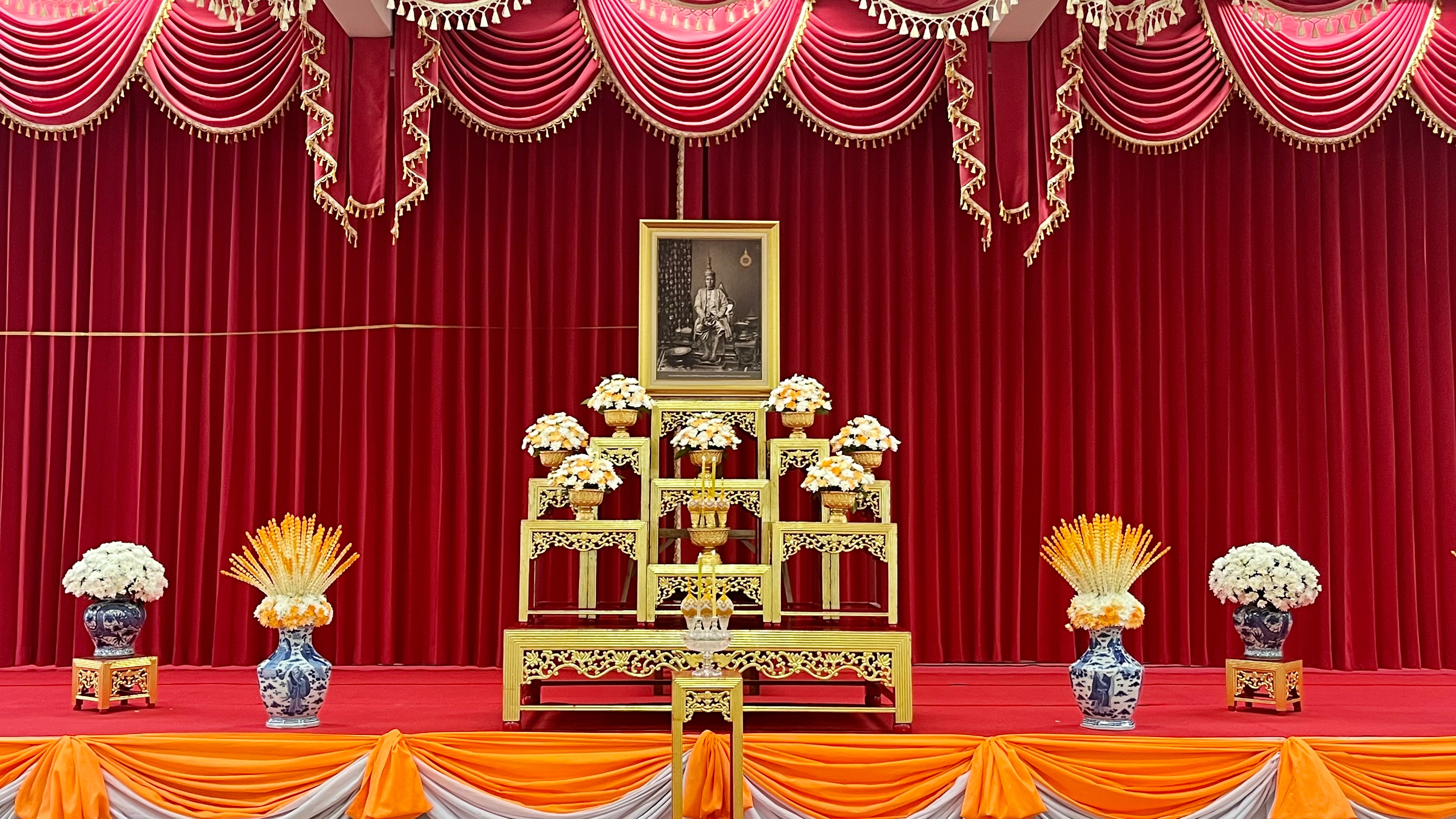 พช.ขอนแก่น : ร่วมพิธีบำเพ็ญกุศลถวายพระราชกุศลแด่ พระบาทสมเด็จพระจอมเกล้าเจ้าอยู่หัว พระสยามเทวมหามกุฏวิทยมหาราช เนื่องในอภิลักขิตสมัย 200 ปี นับแต่ทรงพระผนวช