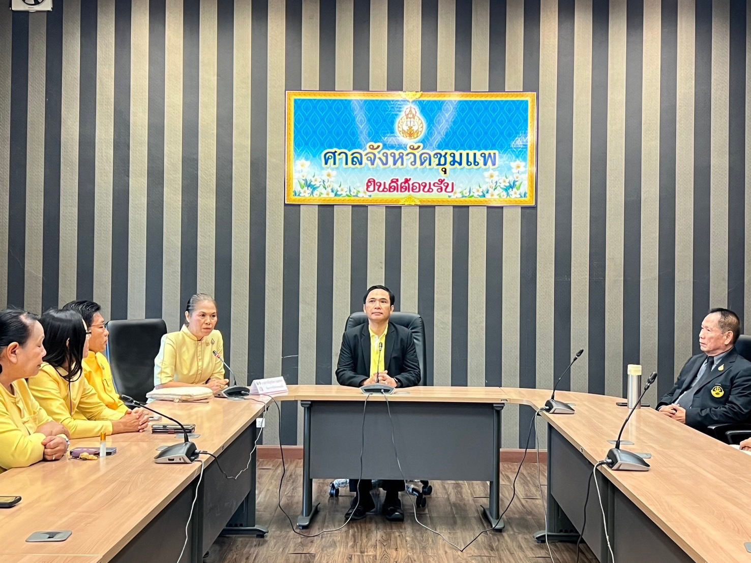 พช.ขอนแก่น ร่วมกับ ศาลจังหวัดชุมแพ จัดกิจกรรมไกล่เกลี่ยแก้หนี้ค้างชำระกองทุนพัฒนาบทบาทสตรี