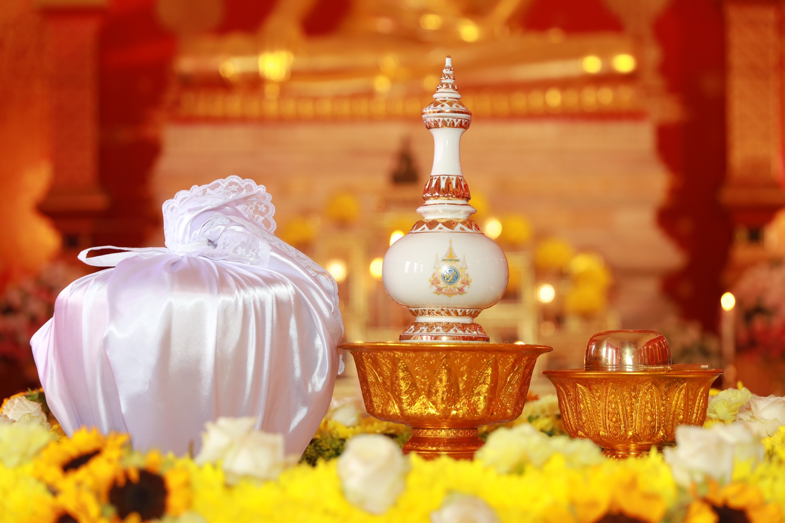 จังหวัดขอนแก่น : ประกอบพิธีเสกน้ำพระพุทธมนต์ศักดิ์สิทธิ์ เนื่องในโอกาสพระราชพิธีมหามงคลเฉลิมพระชนมพรรษา 6 รอบ 28 กรกฎาคม 2567 ณ อุโบสถ วัดธาตุพระอารามหลวง อำเภอเมืองขอนแก่น