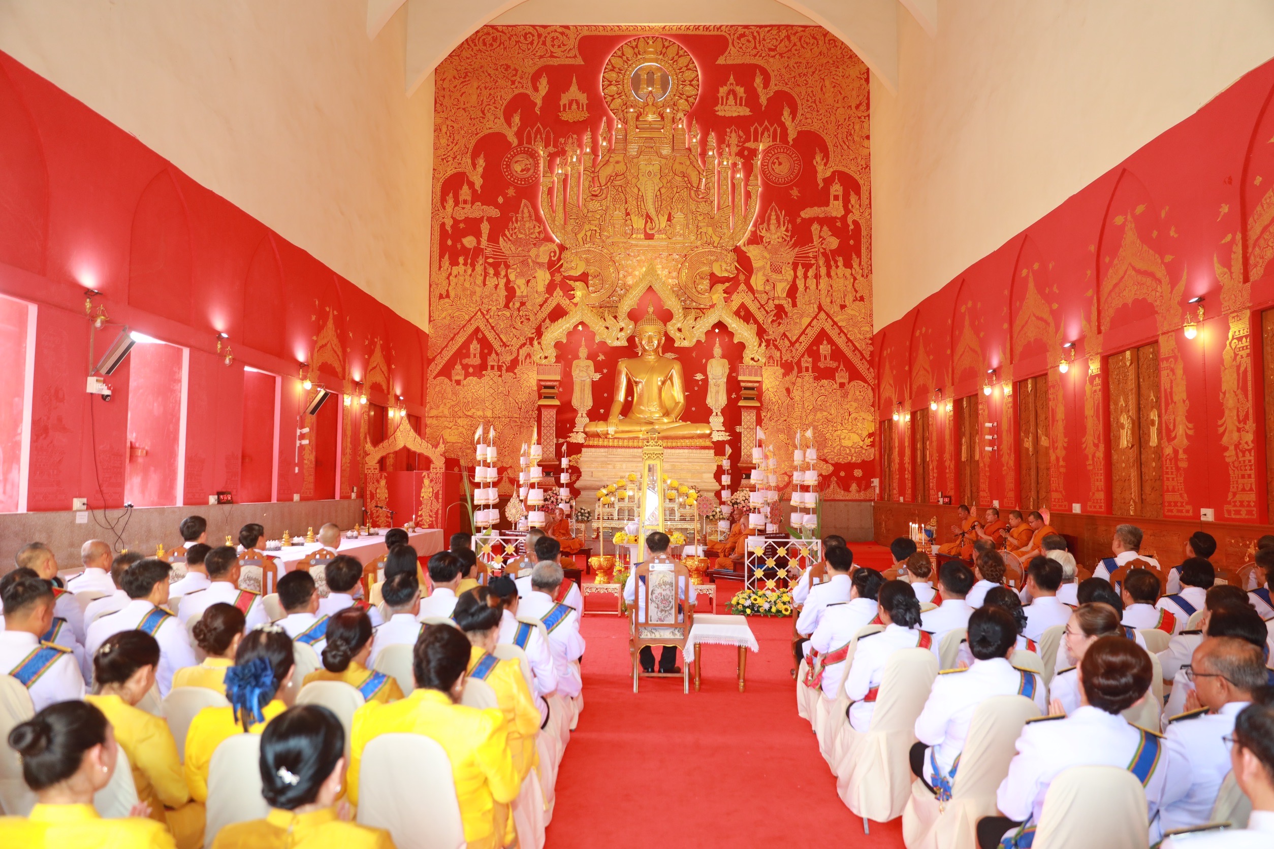 จังหวัดขอนแก่น : ประกอบพิธีเสกน้ำพระพุทธมนต์ศักดิ์สิทธิ์ เนื่องในโอกาสพระราชพิธีมหามงคลเฉลิมพระชนมพรรษา 6 รอบ 28 กรกฎาคม 2567 ณ อุโบสถ วัดธาตุพระอารามหลวง อำเภอเมืองขอนแก่น