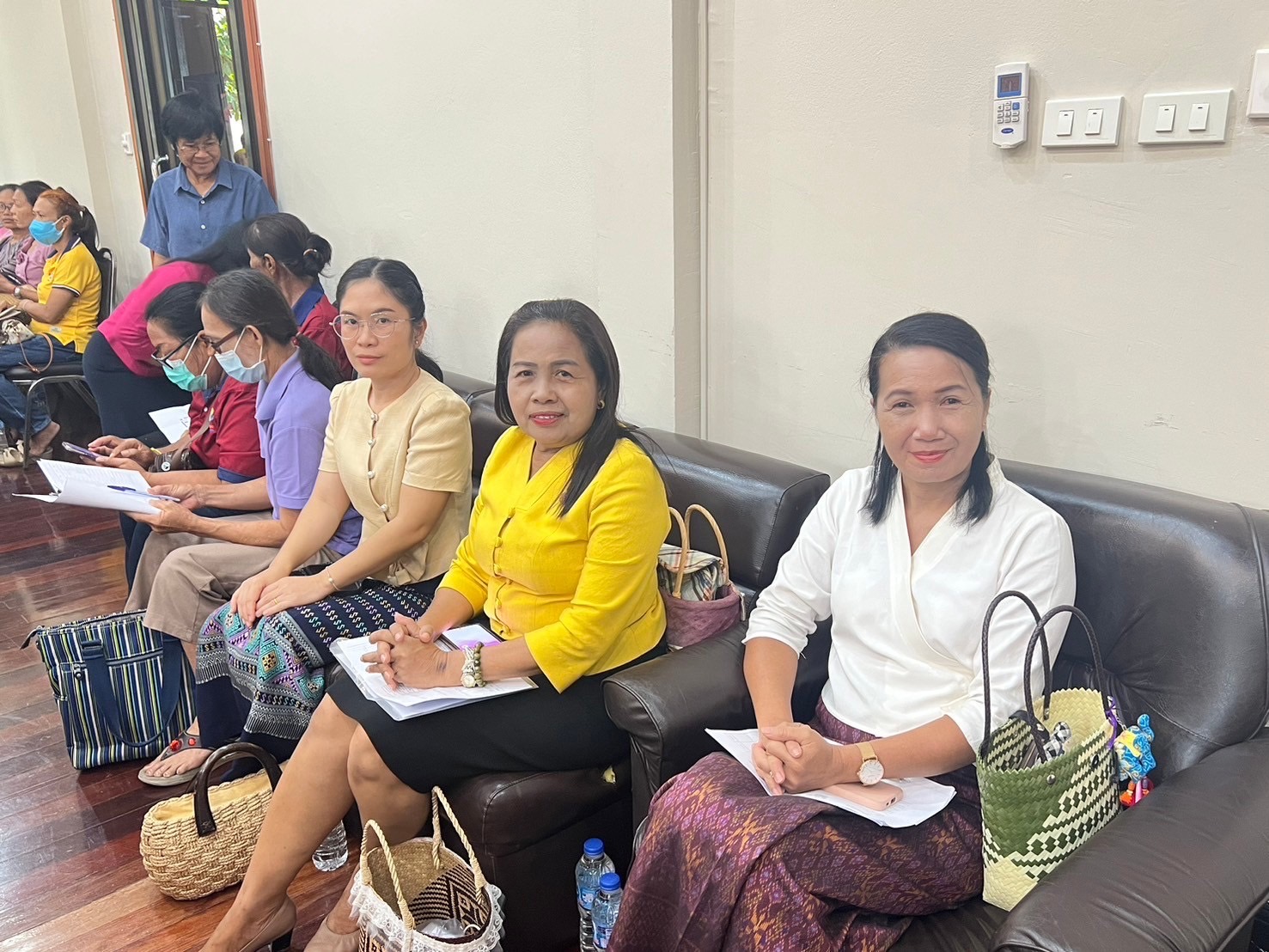 พช.ขอนแก่น : เข้าร่วมไกล่เกลี่ยก่อนฟ้อง ในโครงการ “ไกล่เกลี่ยก่อนฟ้องที่พึ่งแรกของประชาชน” เฉลิมพระเกียรติพระบาทสมเด็จพระเจ้าอยู่หัว เนื่องในโอกาสมหามงคลเฉลิมพระชนมพรรษา 6 รอบ 28 กรกฎาคม 2567