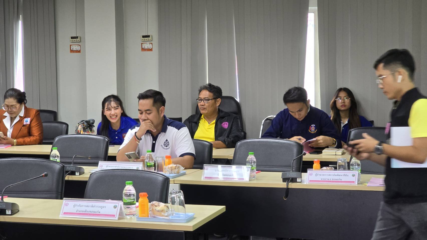 พช.ขอนแก่น : ร่วมประชุมหารือแนวทางการแก้ไขปัญหาการค้าประเวณี ในพื้นที่จังหวัดขอนแก่น