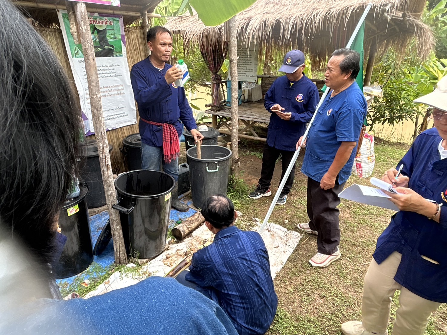 จังหวัดขอนแก่น : ดำเนินโครงการส่งเสริมและสนับสนุนกิจกรรมอนุรักษ์พันธุกรรมพืช ตามโครงการอนุรักษ์พันธุกรรมพืชอันเนื่องมาจากพระราชดำริ สมเด็จพระเทพรัตนราชสุดาฯ สยามบรมราชกุมารี (อพ.สธ.)