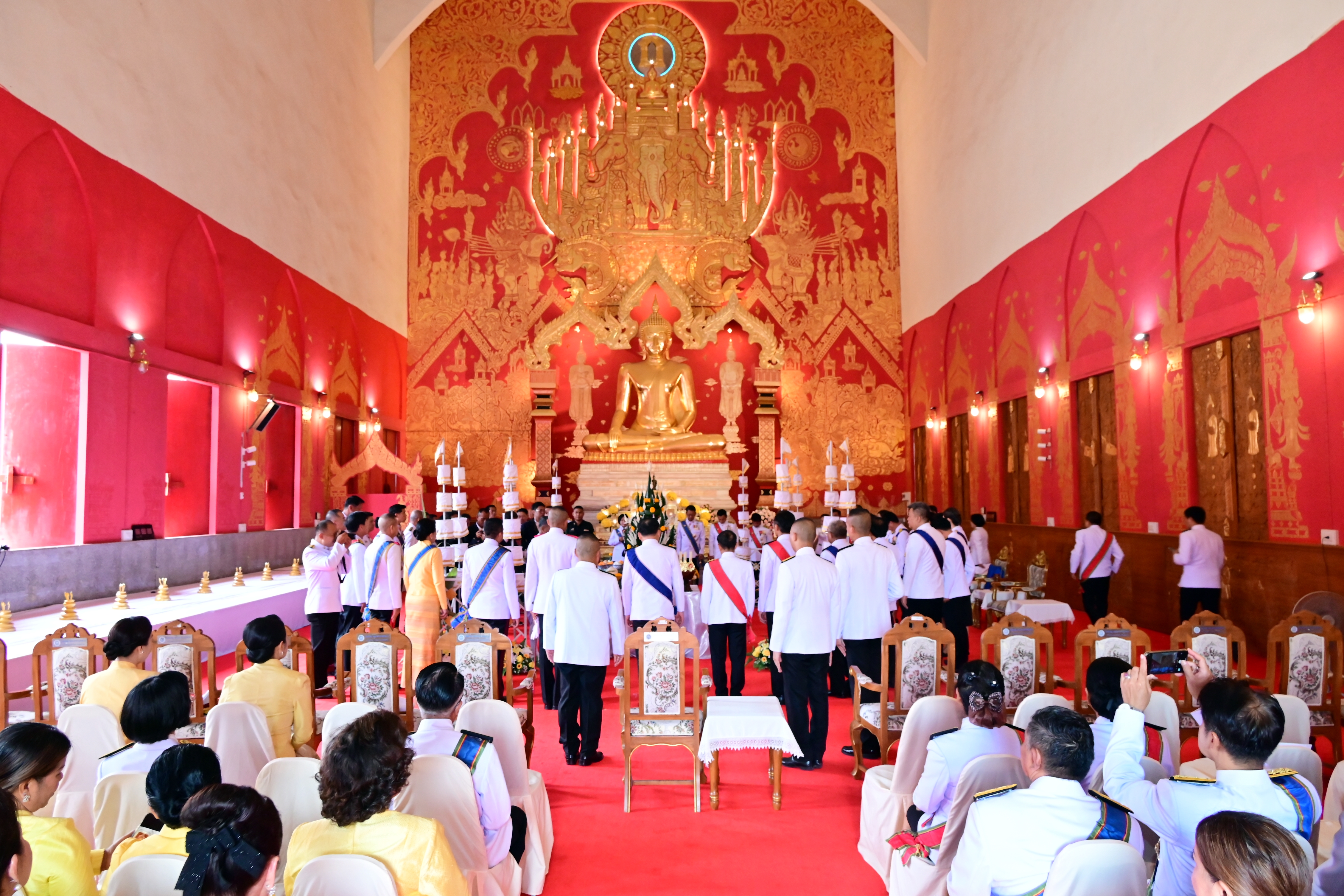 จังหวัดขอนแก่น : ประกอบพิธีเวียนเทียนสมโภชน้ำพระพุทธมนต์ศักดิ์สิทธิ์ เนื่องในโอกาสมหามงคลเฉลิมพระชนมพรรษา 6 รอบ 72 พรรษา 28 กรกฎาคม 2567