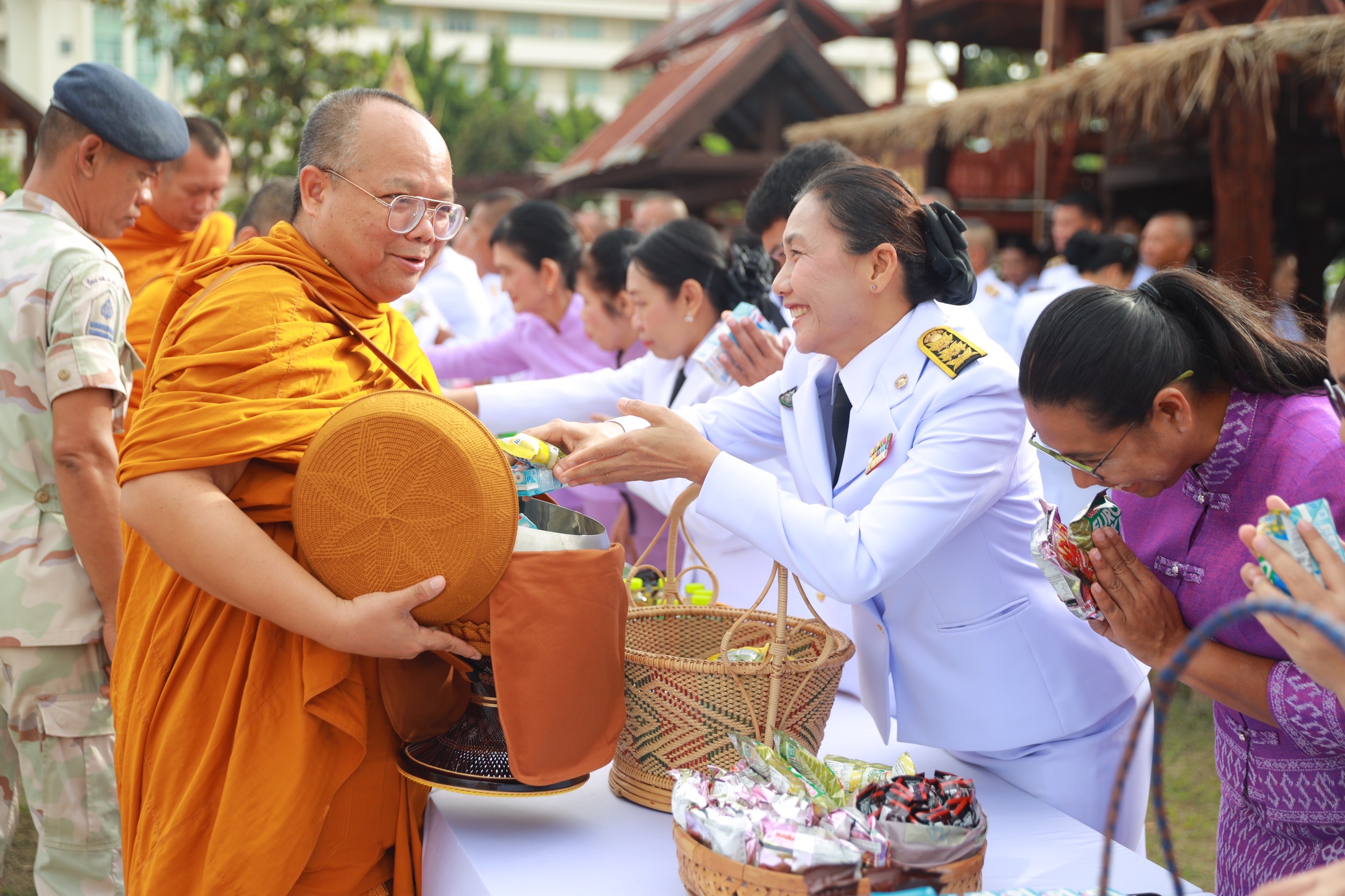 จังหวัดขอนแก่น : จัดพิธีเจริญพระพุทธมนต์ถวายพระพรชัยมงคล และทำบุญตักบาตรถวายพระกุศล เนื่องในโอกาสวันคล้ายวันประสูติ พระเจ้าวรวงศ์เธอ พระองค์เจ้าโสมสวลี กรมหมี่นสุทธนารีนาถ 13 กรกฎาคม 2567