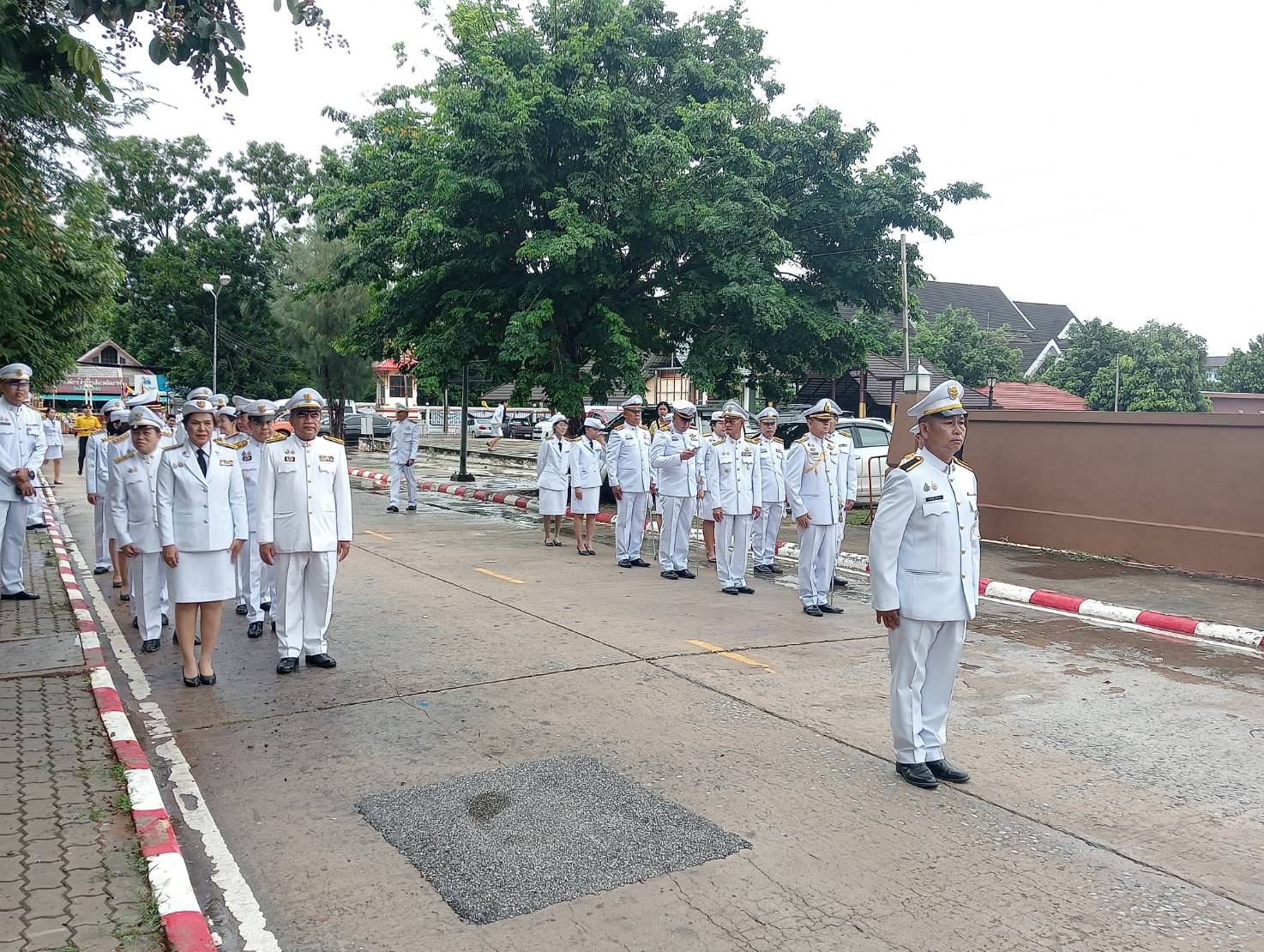 พช.ขอนแก่น : ร่วมพิธีเชิญเทียนพรรษาและผ้าอาบน้ำฝนพระราชทาน ประจำปี พ.ศ. 2567