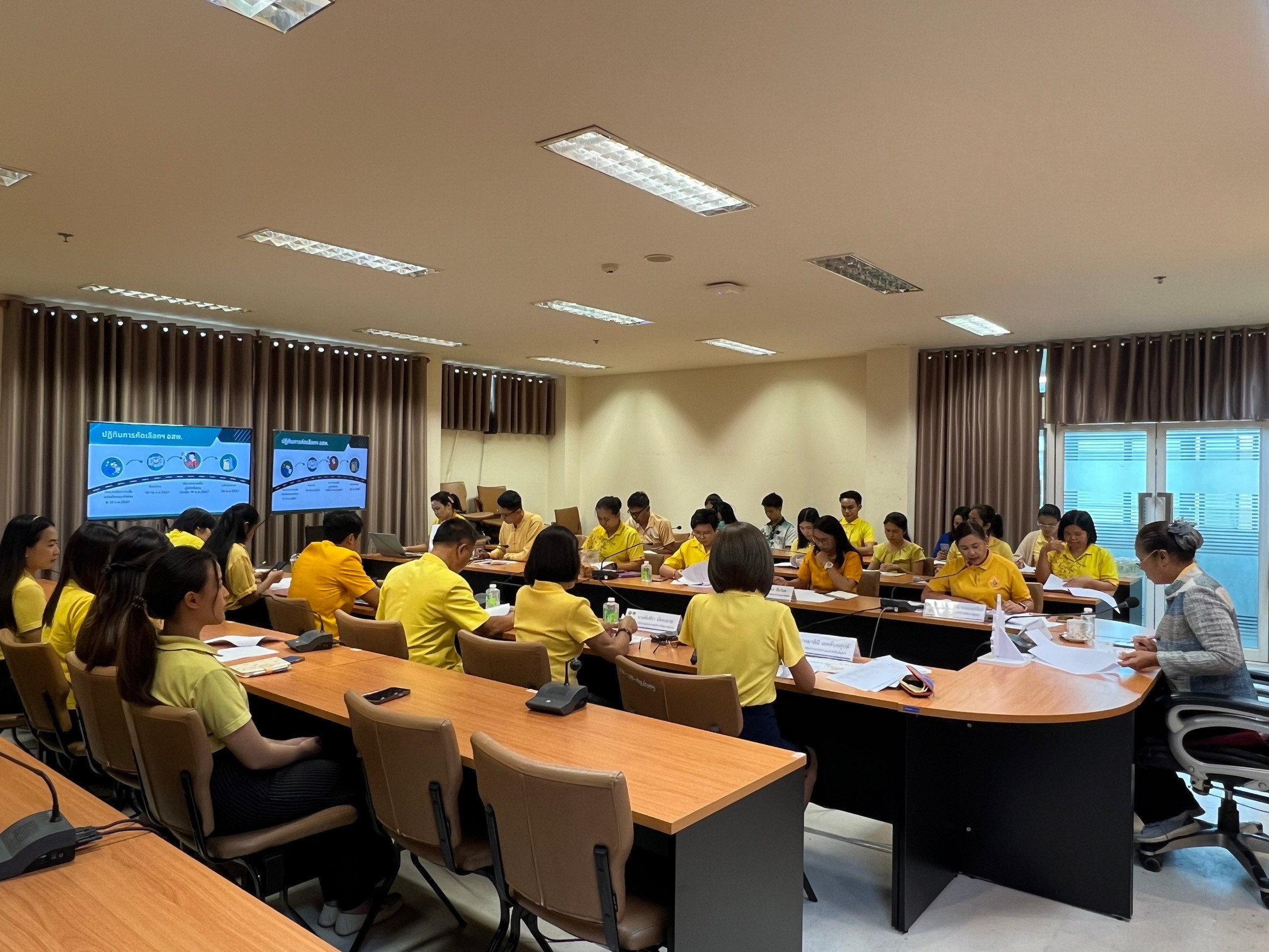 พช.ขอนแก่น : ประชุมคณะกรรมการคัดเลือกอาสาพัฒนา (อสพ.) รุ่นที่ 76