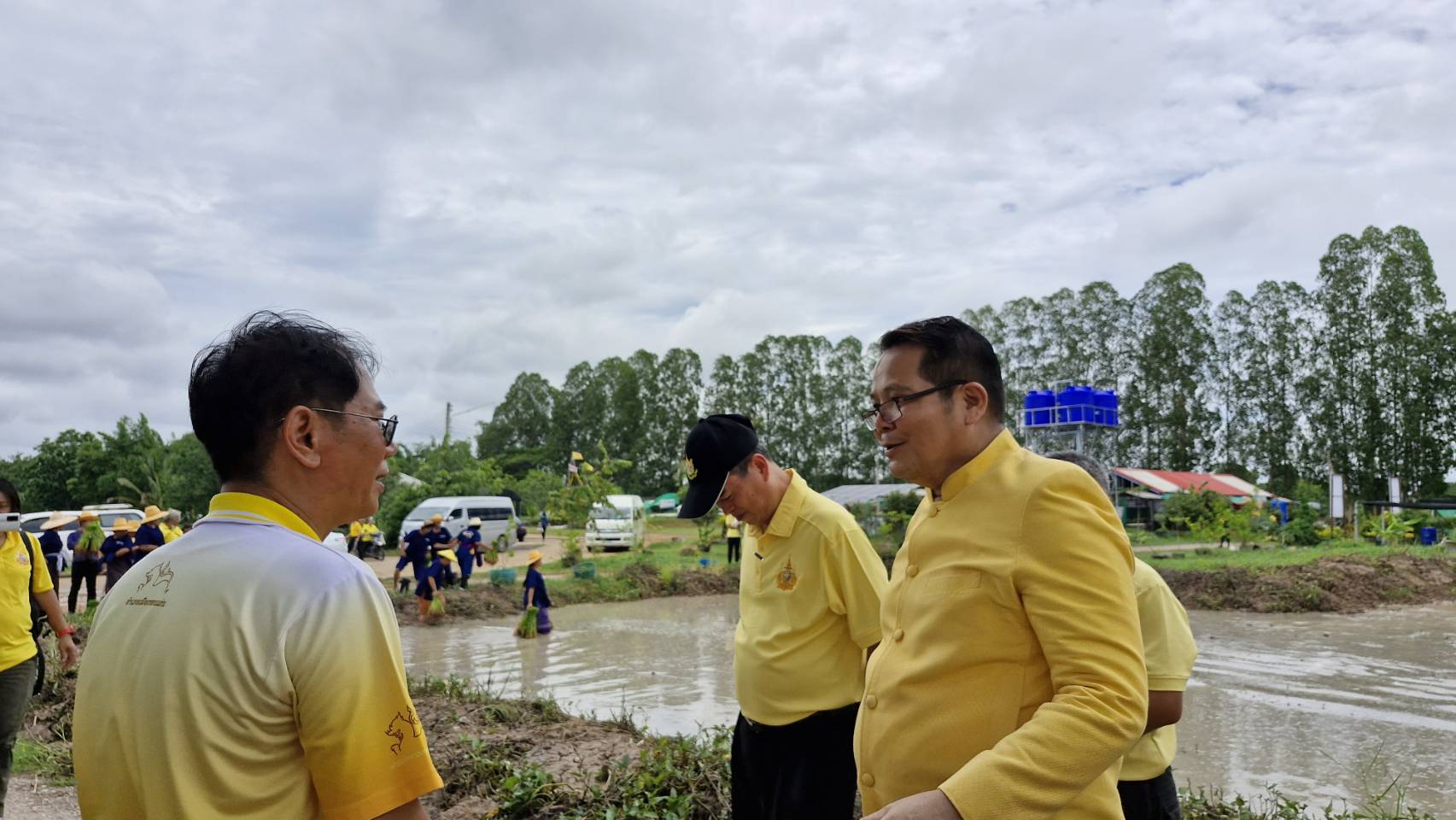 พช.ขอนแก่น : ร่วมโครงการปวงประชารมพลังร่วมใจรักษ์แหล่งน้ำเฉลิมพระเกียรติพระบทสมเด็จพระเจ้าอยู่หัว เนื่องในโอกาสพระราชพิธีมหามงคลเฉลิมพระชมพรรษา 6 รอบ 28 กรกฎาคม 2567