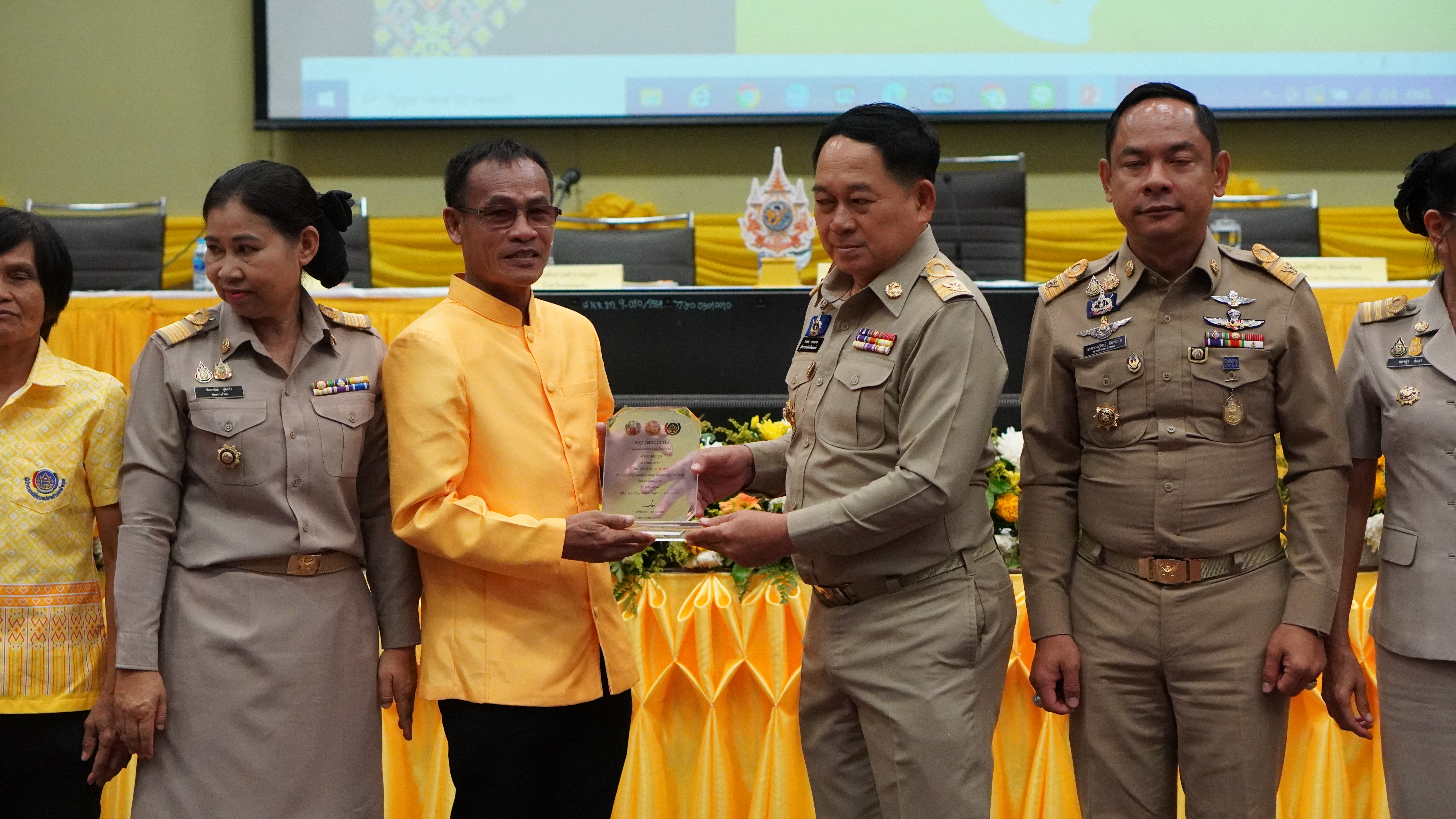 พช.ขอนแก่น : ร่วมประชุมกรมการจังหวัด หัวหน้าส่วนราชการ หัวหน้าหน่วยงานรัฐวิสาหกิจ จังหวัดขอนแก่น ครั้งที่ 7/2567