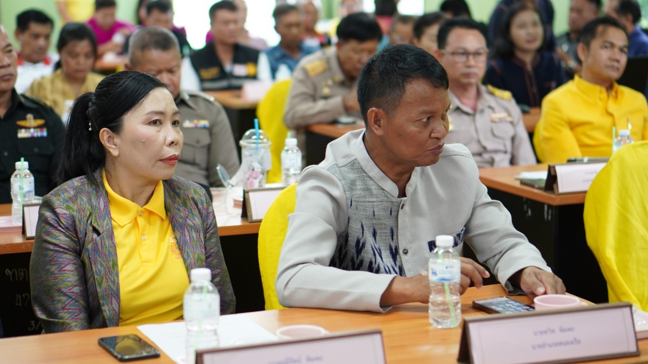 พช.ขอนแก่น : เข้ารับการพิจารณาคัดเลือกคนกองทุนพัฒนาบทบาทสตรีดีเด่น ระดับเขตตรวจราชการ ในกิจกรรมโครงการเชิดชูเกียรติคนกองทุนพัฒนาบทบาทสตรี ประจำปี 2567 เขตตรวจราชการที่ 12 (กลุ่มอาชีพสมาชิกกองทุนพัฒนาบทบาทสตรี ณ กลุ่มอาชีพวิสาหกิจชุมชนปลาแปรรูปบ้านโพธิ์ตาก เทศบาลตำบลบ้านผือ อำเภอหนองเรือ จังหวัดขอนแก่น)