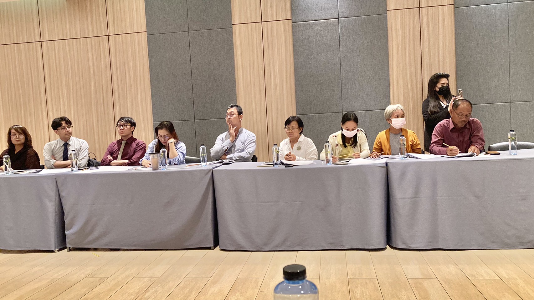 สำนักงานพัฒนาชุมชนจังหวัดขอนแก่น ร่วมประชุมระดมความคิดเห็น (Focus Group) จากผู้มีส่วนเกี่ยวข้องการท่องเที่ยวภายใต้แนวคิดที่เป็นมิตรกับสิ่งแวดล้อม โดยสำนักงานส่งเสริมวิสาหกิจขนาดกลางและขนาดย่อม (สสว.)