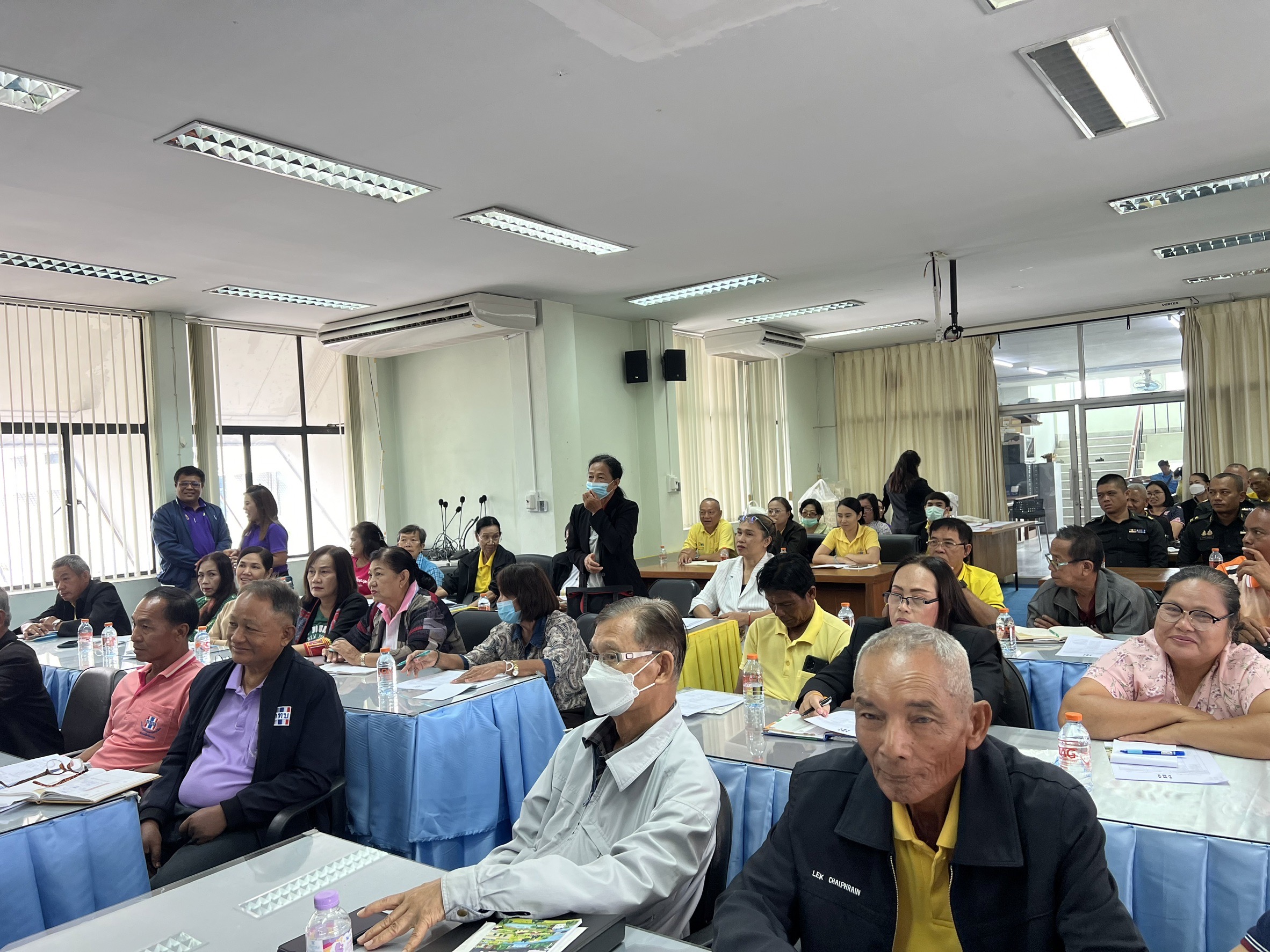 พช.ขอนแก่น ร่วมรับฟังประชุมชี้แจงแนวทางการฟื้นฟูและพัฒนาศักยภาพกองทุนหมู่บ้านและชุมชนเมือง จังหวัดขอนแก่น