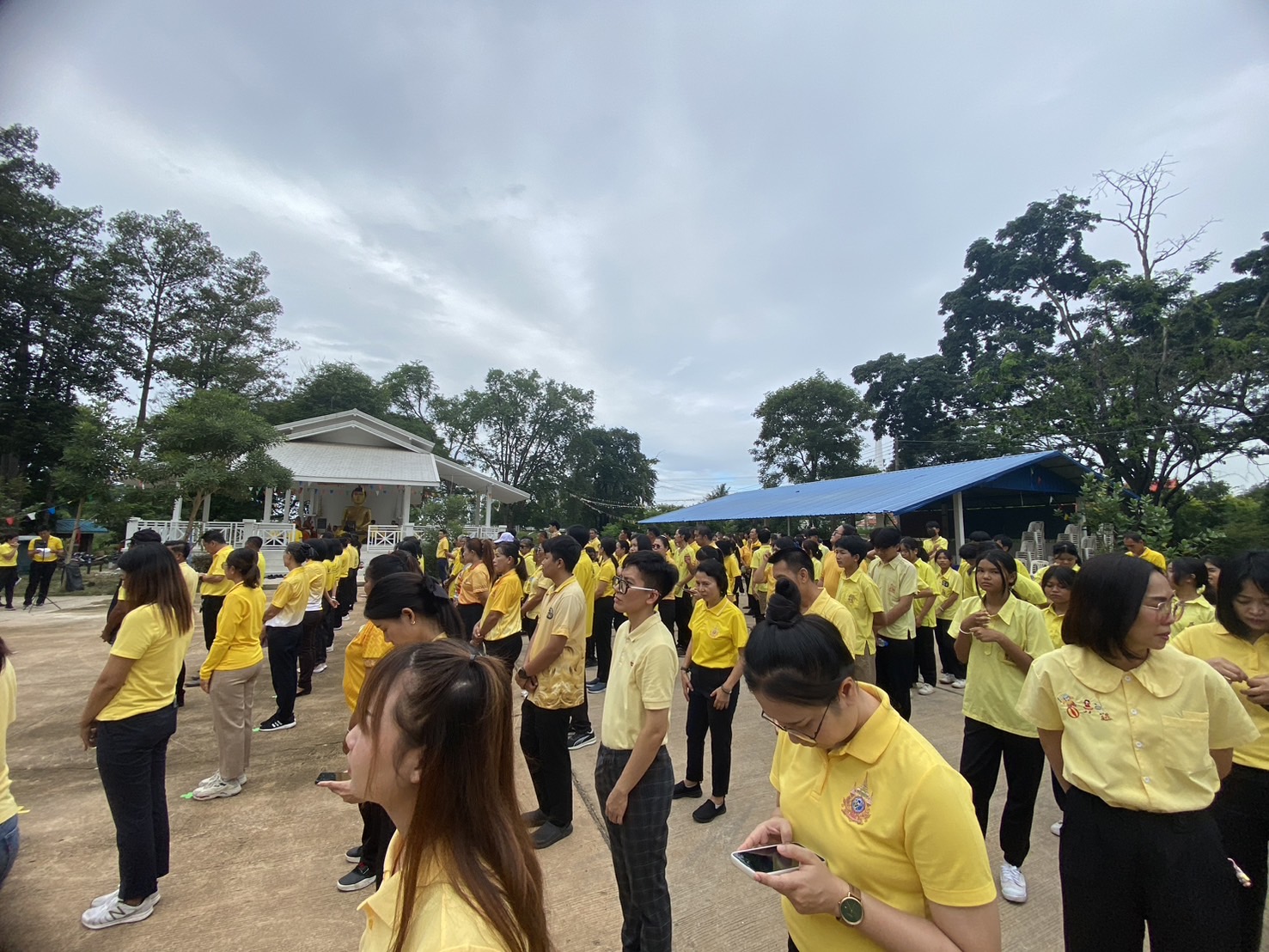พช.ขอนแก่น : เข้าร่วมกิจกรรม “รวมพลังสร้างสัปปายะสู่วัดด้วยวิถี 5 ส (Big Cleaning Day) พร้อมด้วยพิธีเจริญพระพุทธมนต์และเจริญจิตตภาวนา เพื่อถวายเป็นพระราชกุศล เนื่องในโอกาสวันเฉลิมพระชนมพรรษาของพระบาทสมเด็จพระเจ้าอยู่หัว และพระบรมวงศานุวงศ์ ประจำปี พ.ศ. 2567”