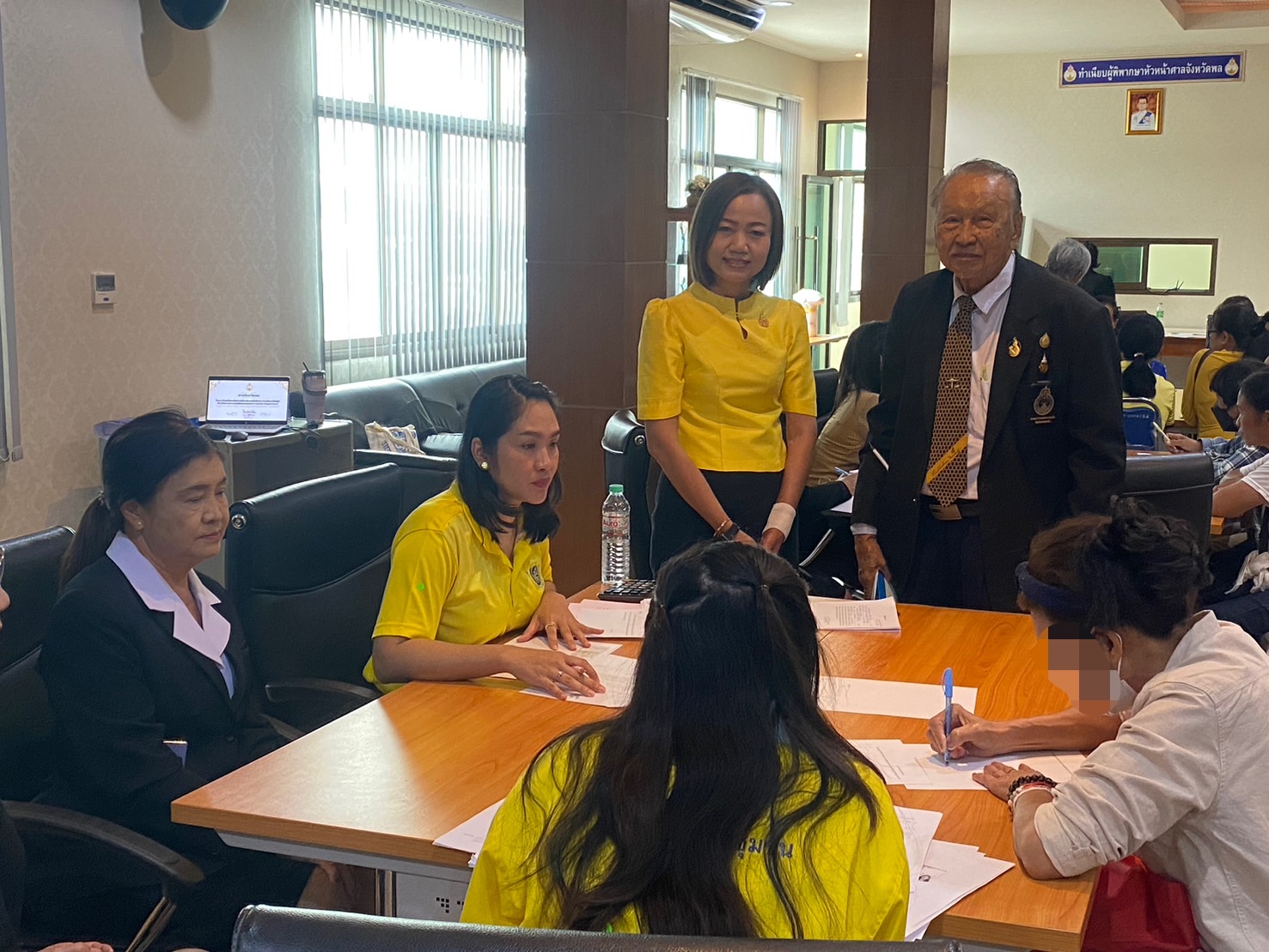 พช.ขอนแก่น : ร่วมกับศาลจังหวัดพล จัดกิจกรรมไกล่เกลี่ยแก้หนี้ค้างชำระกองทุนพัฒนาบทบาทสตรี