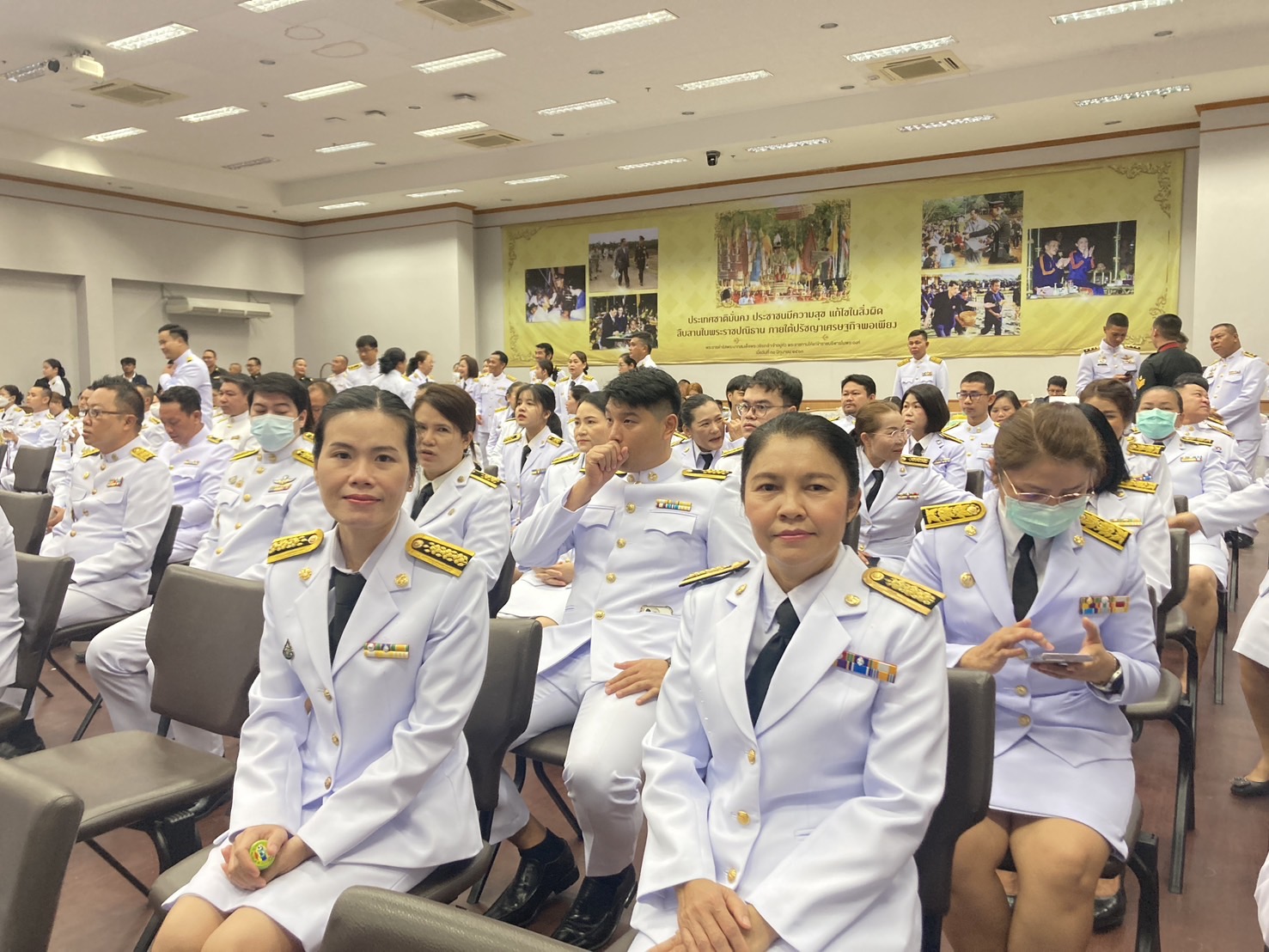 จังหวัดขอนแก่น : จัดพิธีเจริญพระพุทธมนต์และทำบุญตักบาตรถวายพระราชกุศล เนื่องในโอกาสวันเฉลิมพระชนมพรรษาสมเด็จพระนางเจ้าสิริกิติ์ พระบรมราชินีนาถ พระบรมราชชนนีพันปีหลวง 12 สิงหาคม 2567