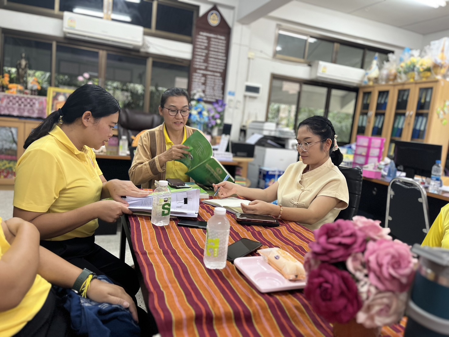 พช.ขอนแก่น : ลงพื้นที่ติดตามสนับสนุนการดำเนินงาน กองทุนชุมชน อำเภอซำสูง