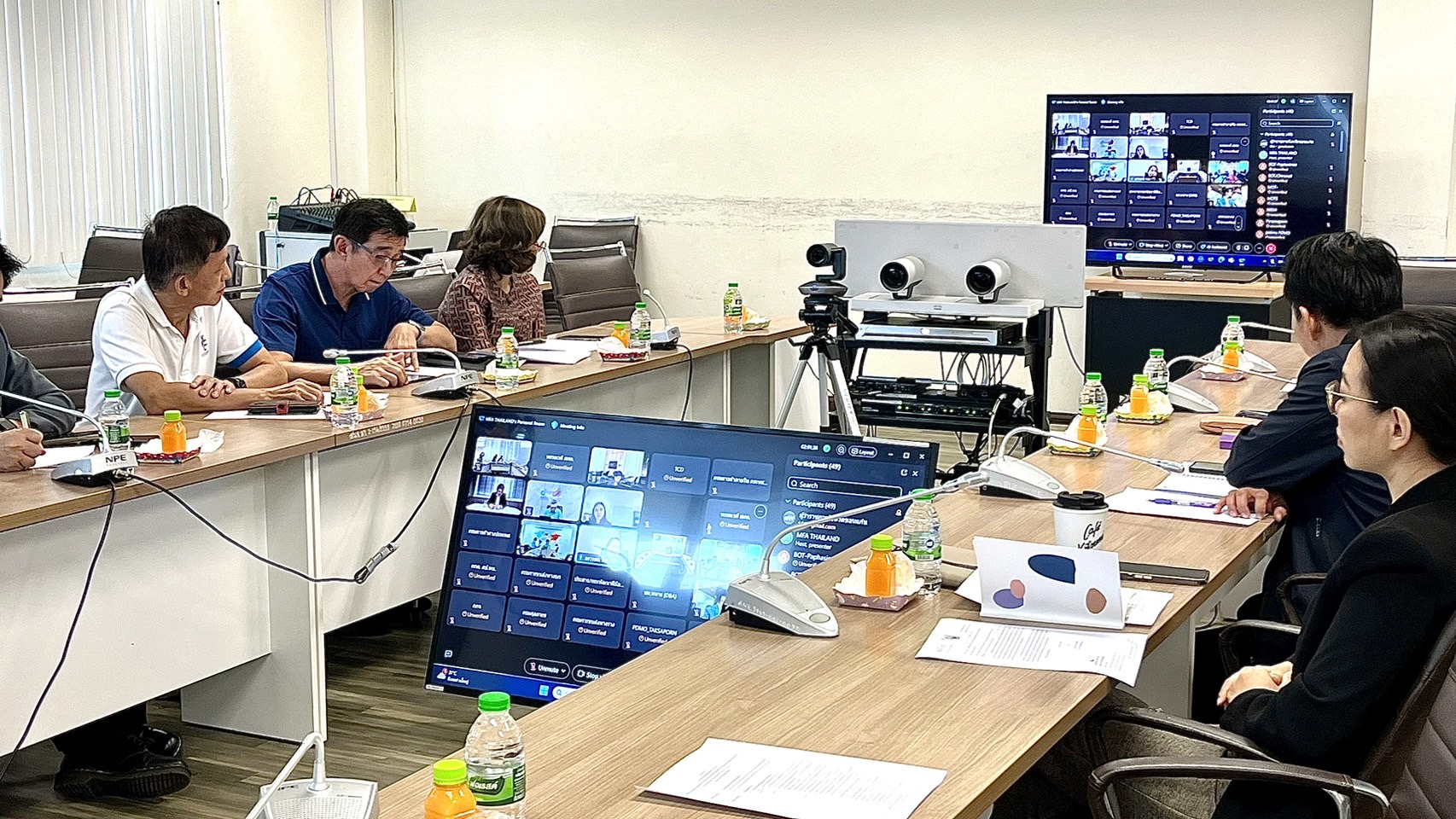 พช. ขอนแก่น ร่วมประชุมรับการมาเยือนของนายกรัฐมนตรีสาธารณรัฐประชาธิปไตยประชาชนลาว