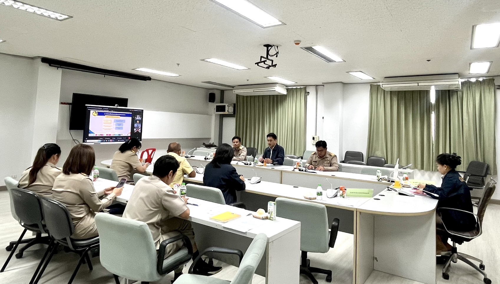 พช. ขอนแก่น ร่วมรับฟังการบรรยายในโครงการเพิ่มพูนองค์ความรู้เพื่อสนับสนุนการขยายผลการพัฒนาพื้นที่ ตามแนวพระราชดำริ และหลักปรัชญาของเศรษฐกิจพอเพียง ประจำปีงบประมาณ พ.ศ. 2567