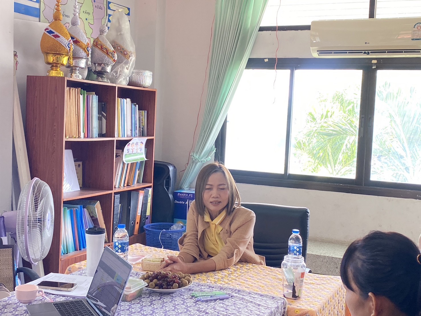พช.ขอนแก่น : ลงพื้นที่ติดตามสนับสนุนการดำเนินงาน การบริหารจัดการหนี้ค้างชำระกองทุนพัฒนาบทบาทสตรี