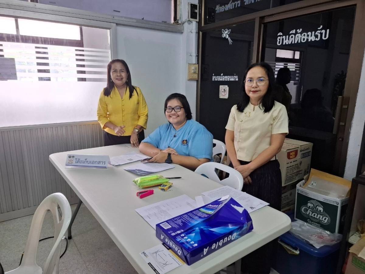 พช.ขอนแก่น : ลงพื้นที่ติดตามสนับสนุนการดำเนินงาน การบริหารจัดการหนี้ค้างชำระกองทุนพัฒนาบทบาทสตรี