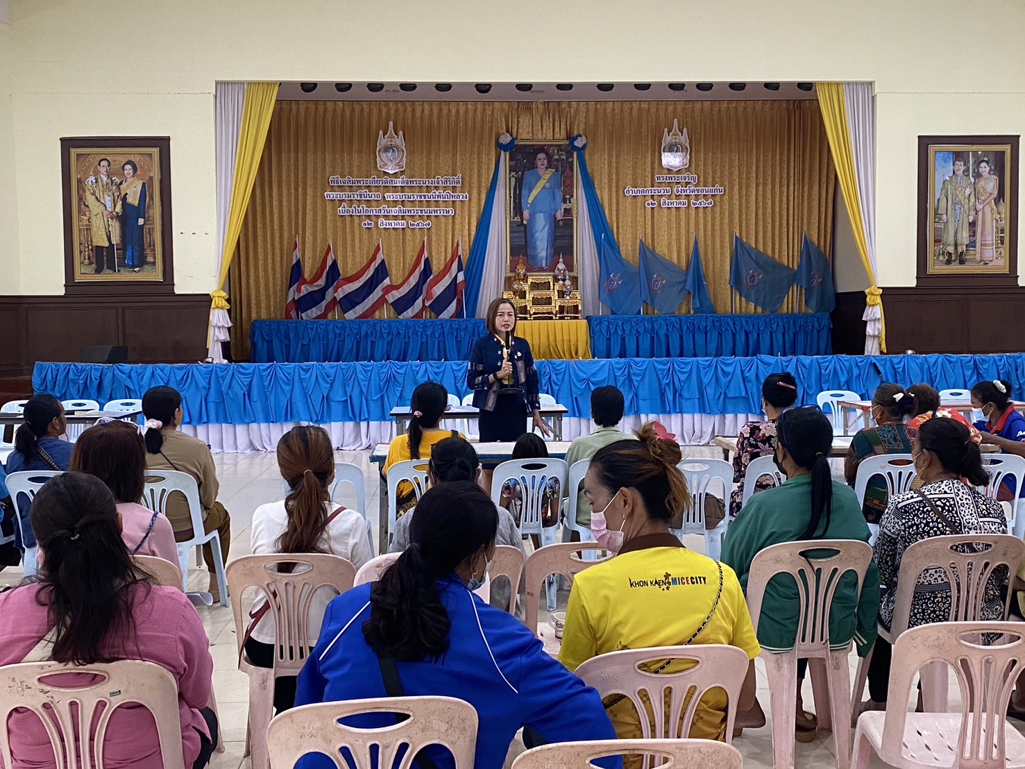 พช.ขอนแก่น : ลงพื้นที่ติดตามสนับสนุนการดำเนินงาน การบริหารจัดการหนี้ค้างชำระกองทุนพัฒนาบทบาทสตรี