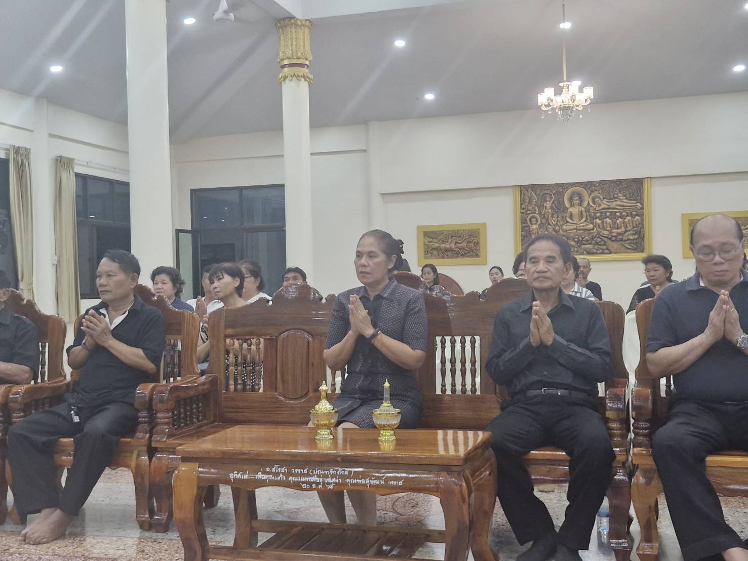 พช.ขอนแก่น : ร่วมเป็นเจ้าภาพฟังสวดพระอภิธรรม คุณพ่อสุพจน์ นิลฉายรัตน์ อายุ 72 ปี บิดา ของนางปัณนัชญา ศรีคง นักวิชาการพัฒนาชุมชนชำนาญการ สำนักงานพัฒนาชุมชนอำเภอบ้านไผ่
