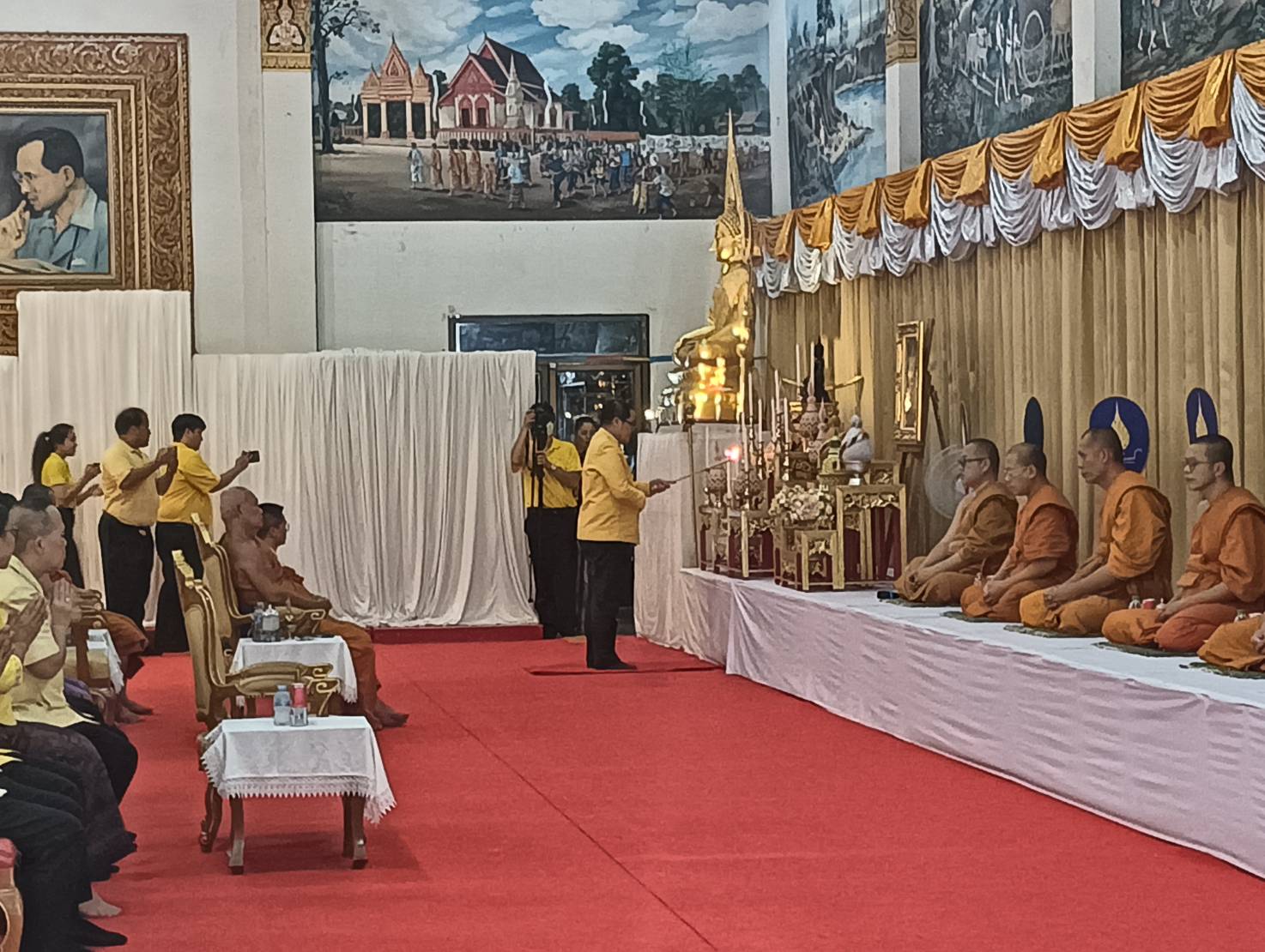 พช. ขอนแก่น ร่วมพิธีเจริญพระพุทธมนต์ฯ ถวายพระพรชัยมงคลแด่ พระบาทสมเด็จพระเจ้าอยู่หัว เนื่องในโอกาสวันเฉลิมพระชนมพรรษา 6 รอบ 28 กรกฎาคม 2567