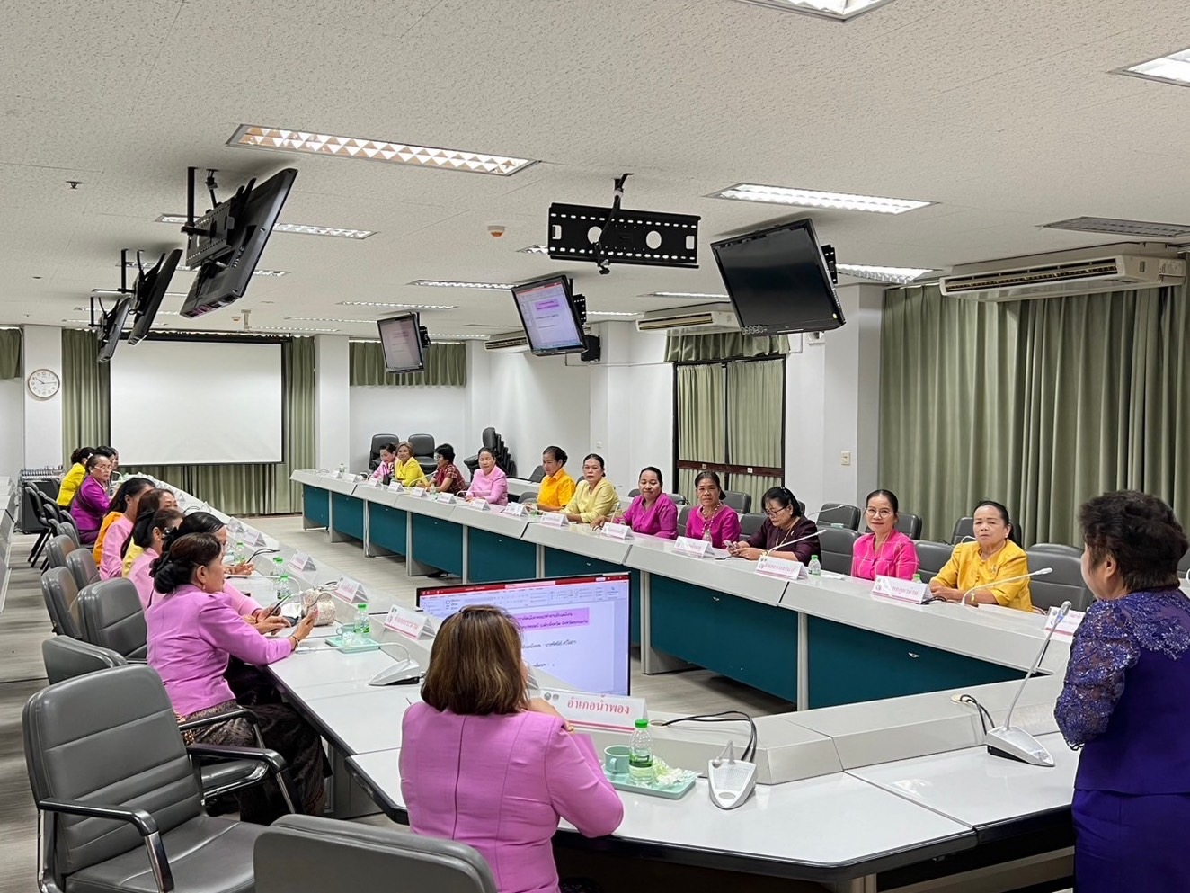 จังหวัดขอนแก่น : ประชุมคัดเลือกคณะทำงานขับเคลื่อนกองทุนพัฒนาบทบาทสตรีระดับจังหวัด จังหวัดขอนแก่น