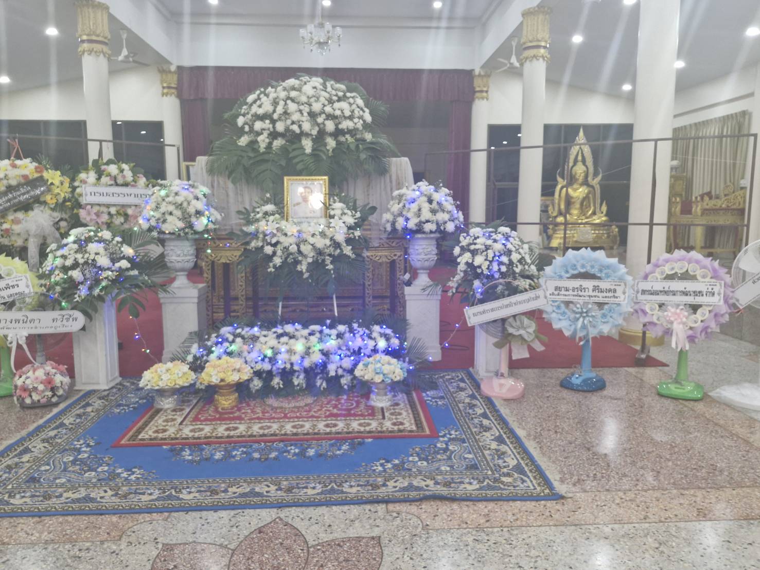 พช.ขอนแก่น : ร่วมเป็นเจ้าภาพฟังสวดพระอภิธรรม คุณพ่อสุพจน์ นิลฉายรัตน์ อายุ 72 ปี บิดา ของนางปัณนัชญา ศรีคง นักวิชาการพัฒนาชุมชนชำนาญการ สำนักงานพัฒนาชุมชนอำเภอบ้านไผ่